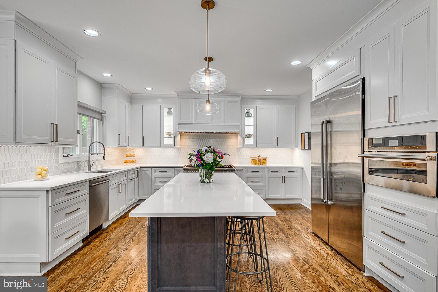 POTOMAC OUTSIDE - Residential