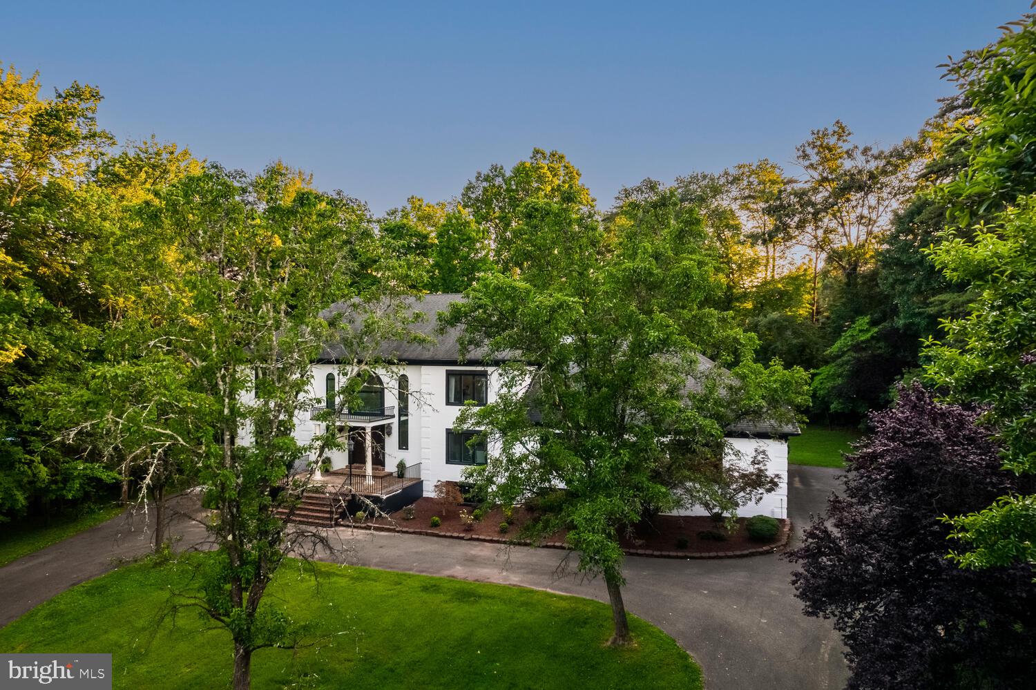 POTOMAC OUTSIDE - Residential