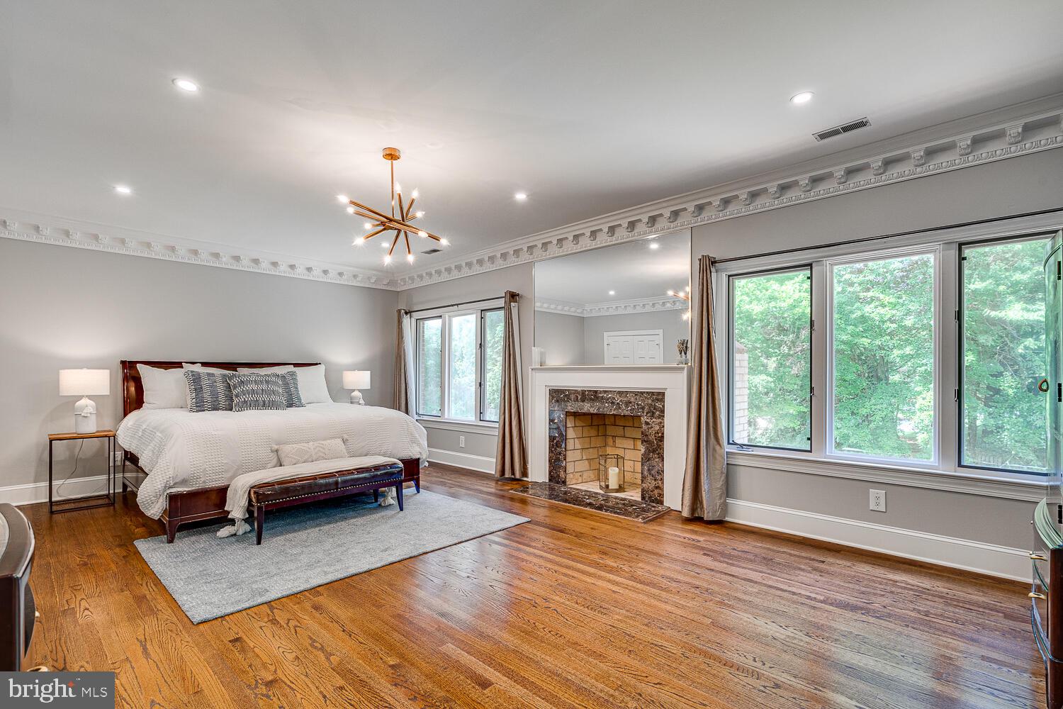 POTOMAC OUTSIDE - Residential