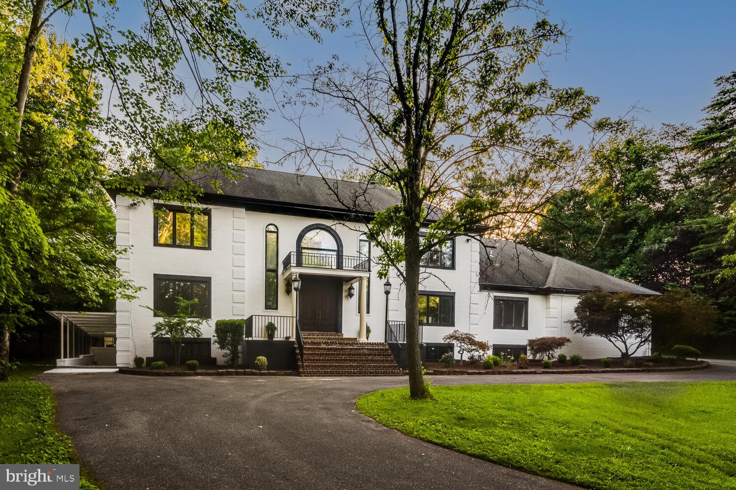 POTOMAC OUTSIDE - Residential