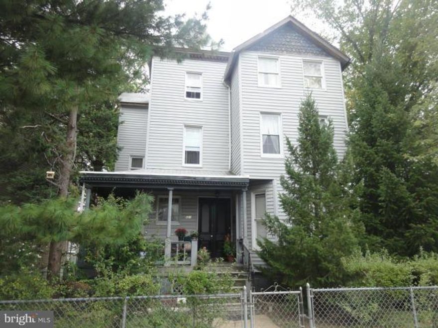 Large detached property with over 3000 feet of living area, 6 bedrooms and 2 full bathrooms..  Some upgrades in the kitchen/bathrooms.  Some repair needed.  Sold as-is and the owner will make no repair.  Ground rent of $90 year.  Great opportunity for an investor.