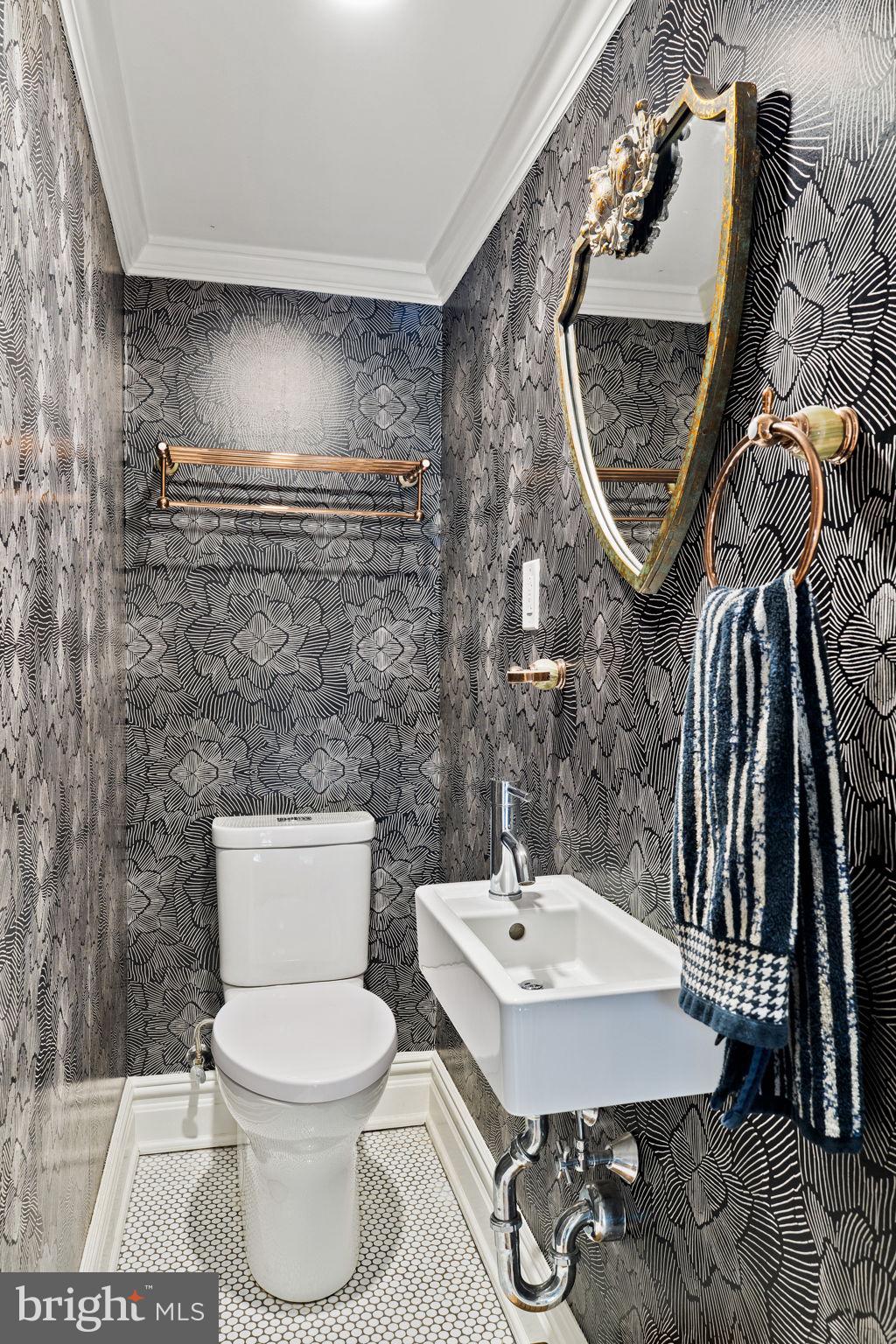 WASHINGTON SQ - Residential