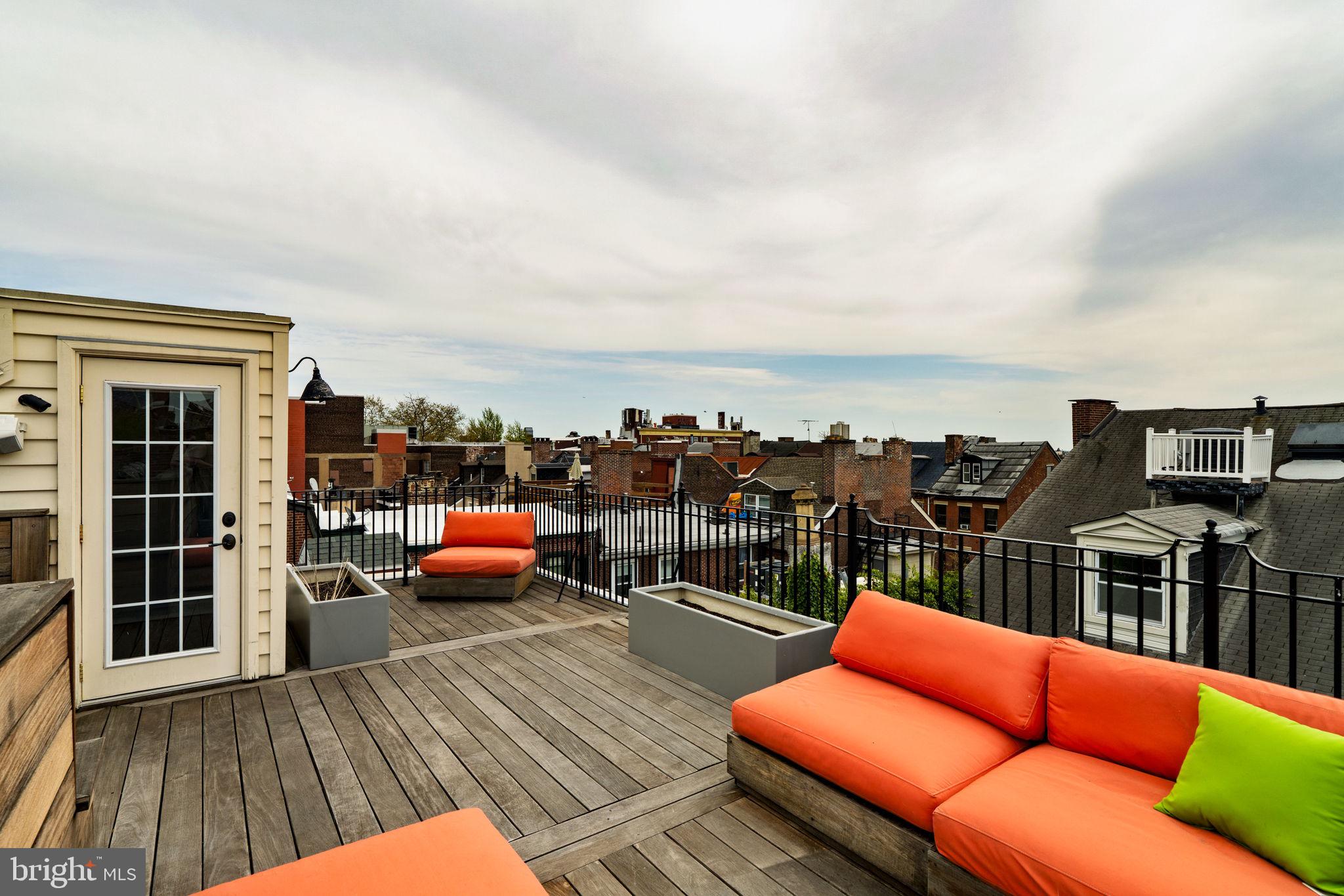 WASHINGTON SQ - Residential