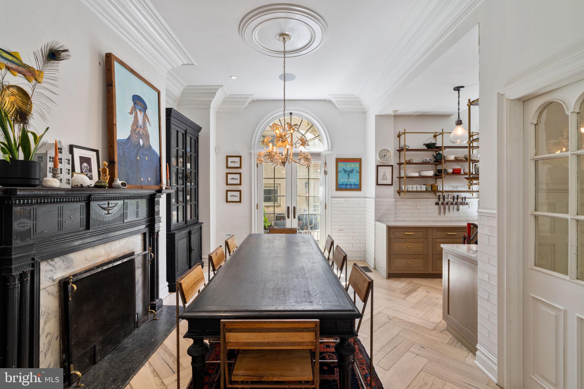 WASHINGTON SQ - Residential