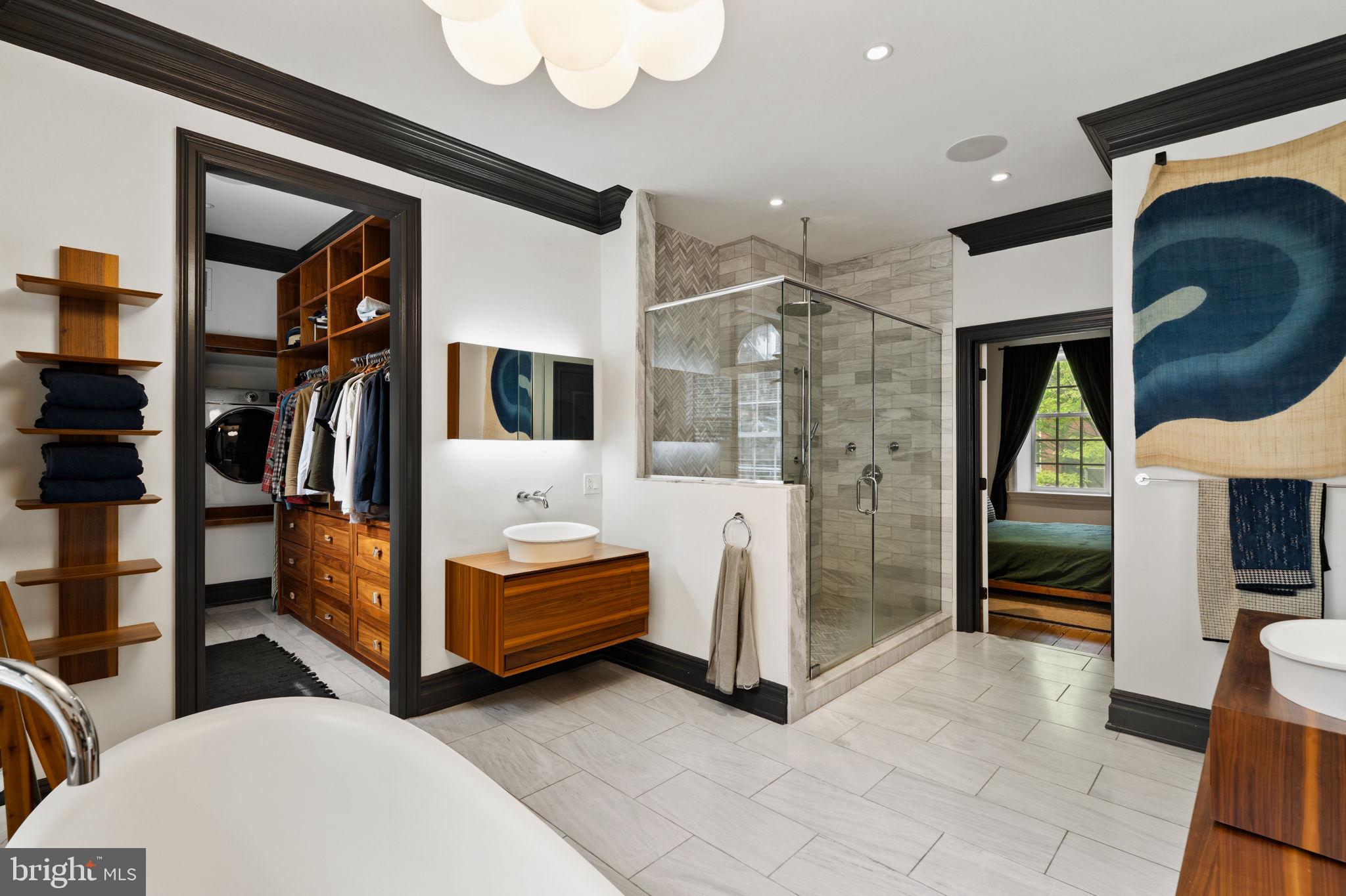 WASHINGTON SQ - Residential