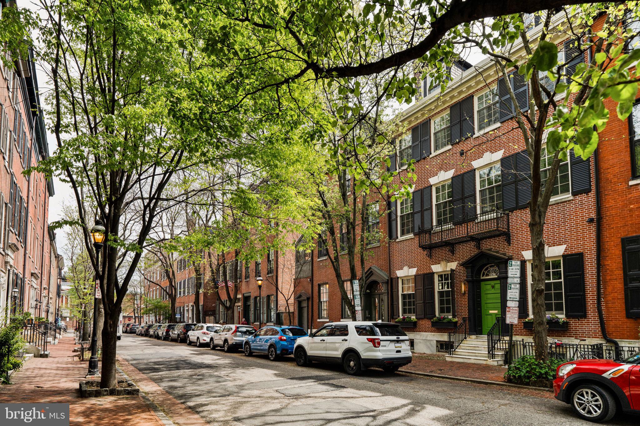 WASHINGTON SQ - Residential