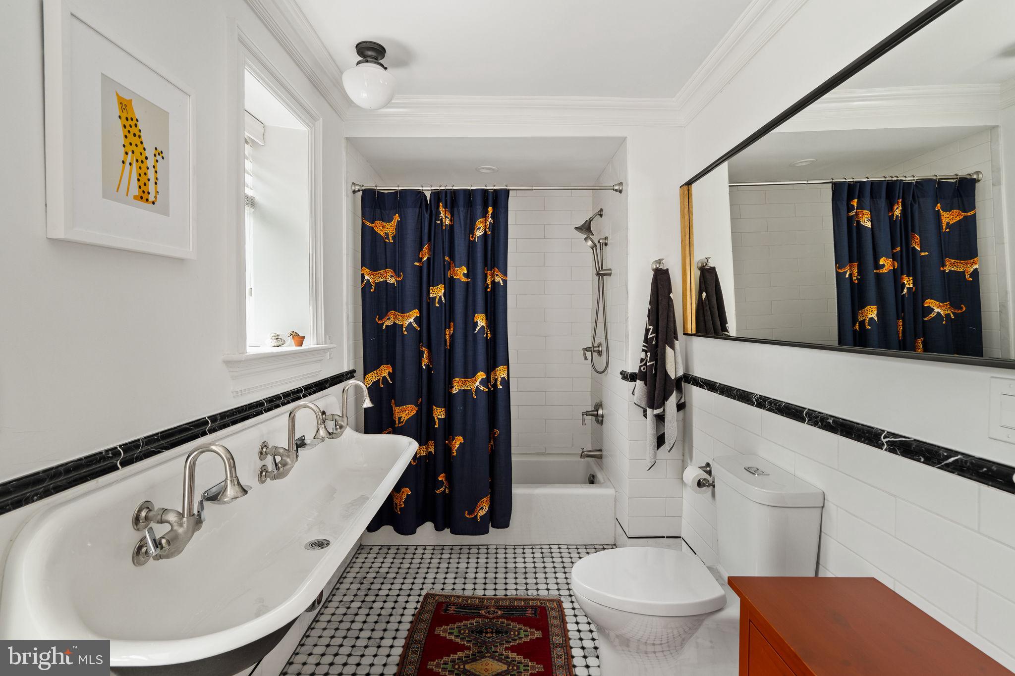 WASHINGTON SQ - Residential