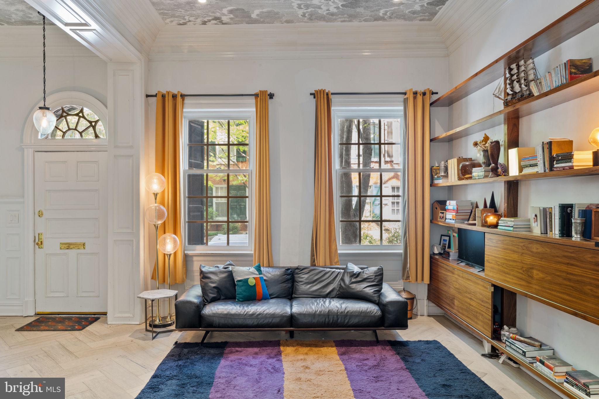 WASHINGTON SQ - Residential