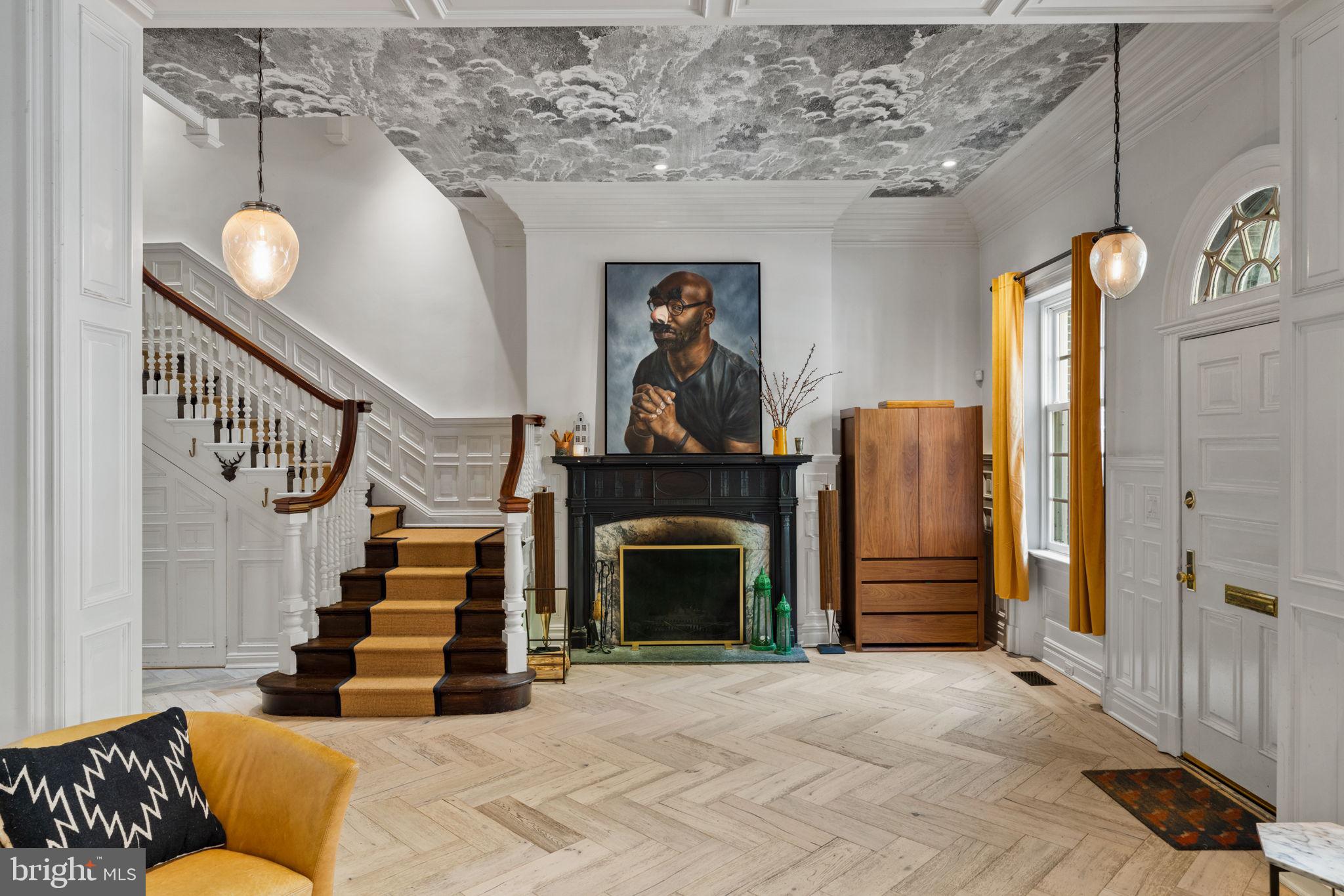 WASHINGTON SQ - Residential
