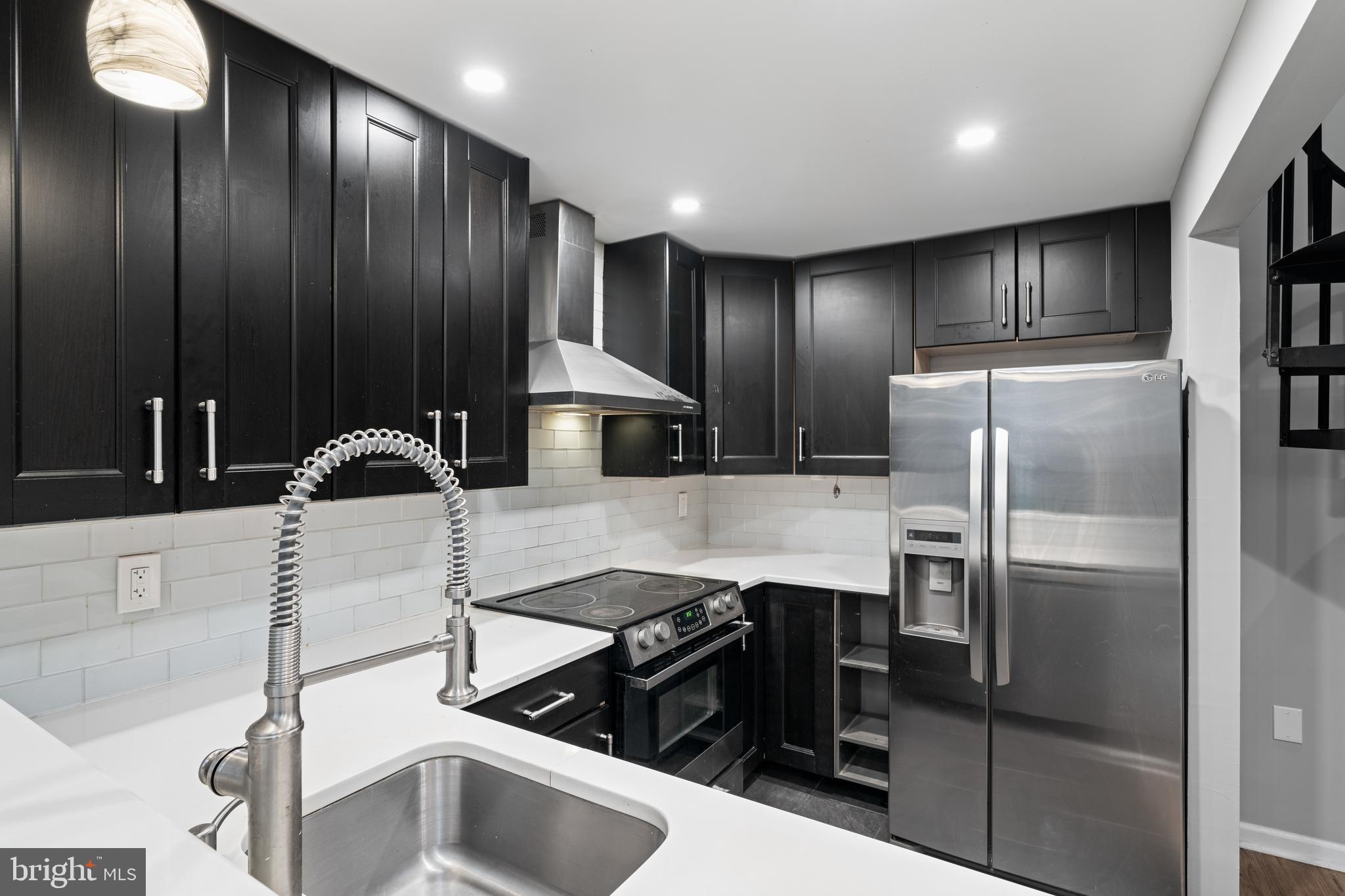 WASHINGTON SQ - Residential