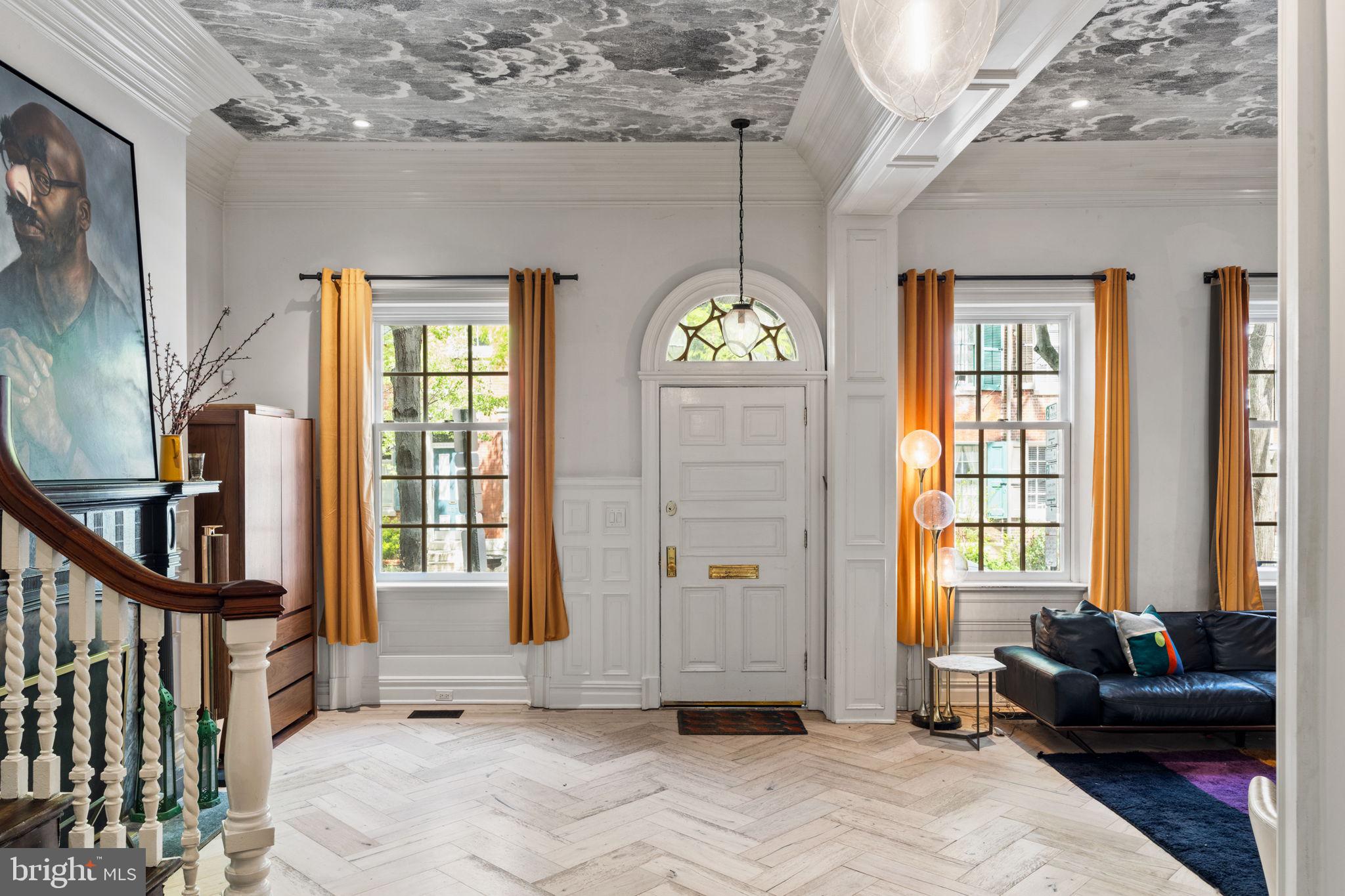 WASHINGTON SQ - Residential