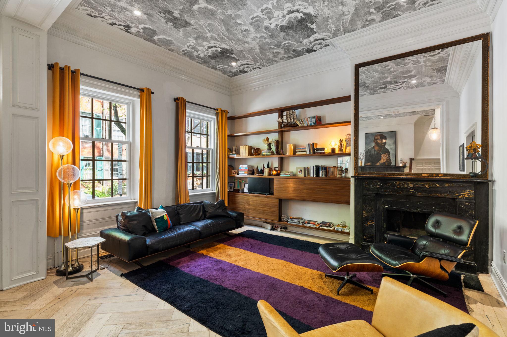WASHINGTON SQ - Residential