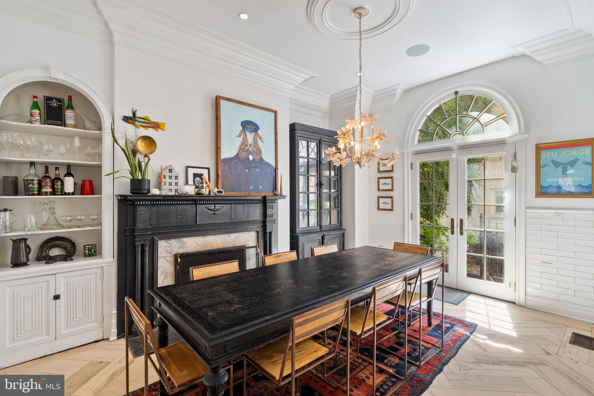 WASHINGTON SQ - Residential