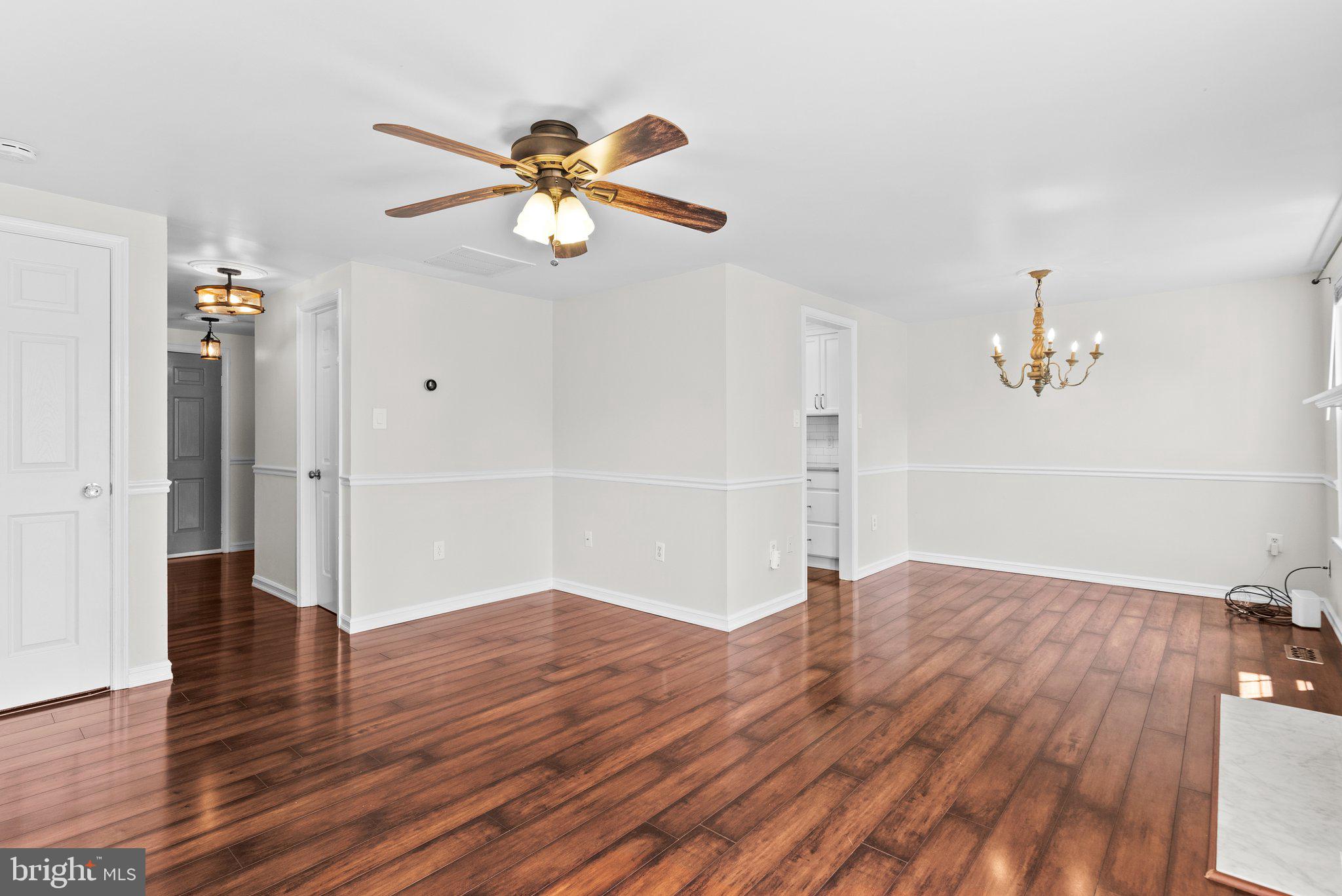 WATERS LANDING - Residential