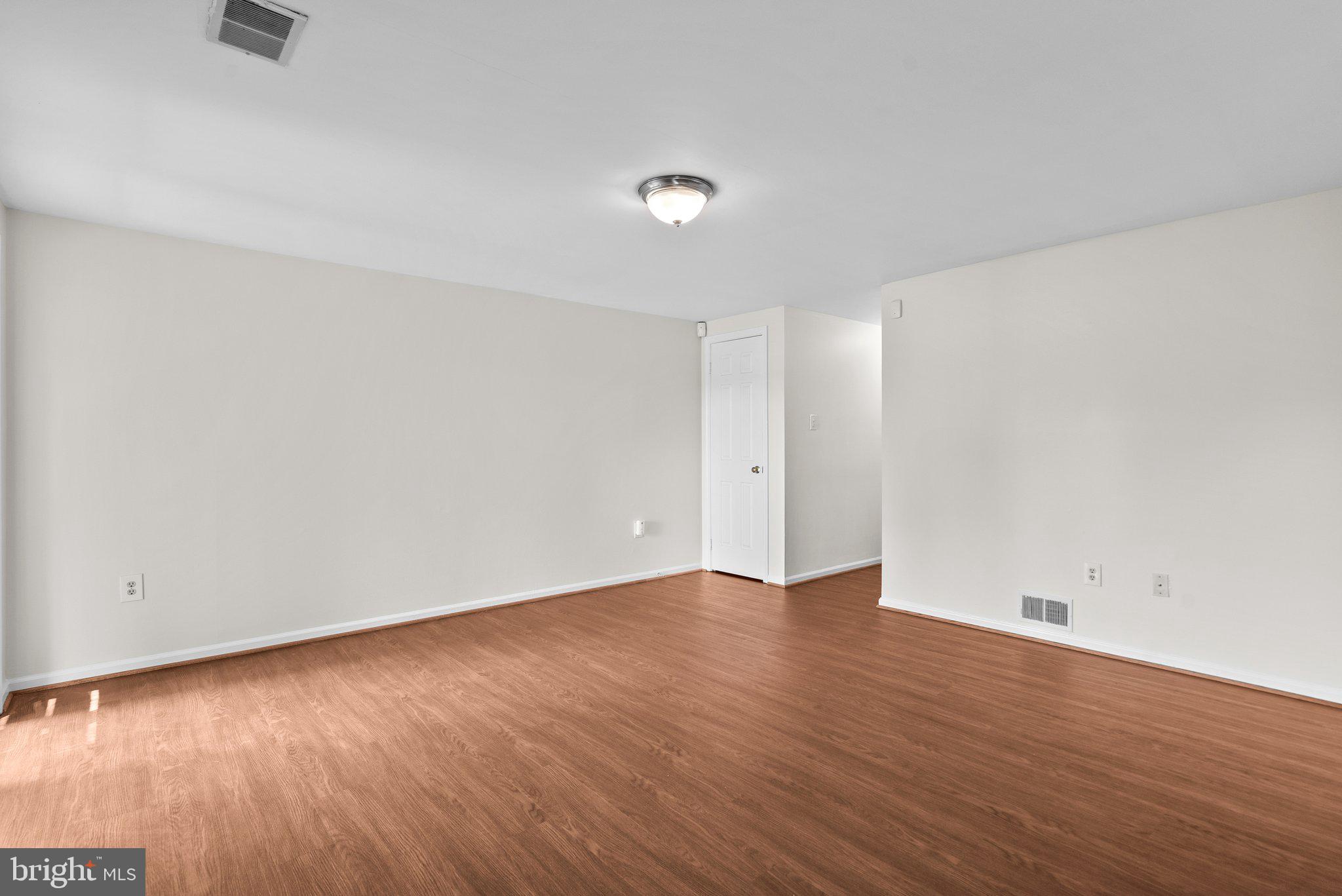 WATERS LANDING - Residential