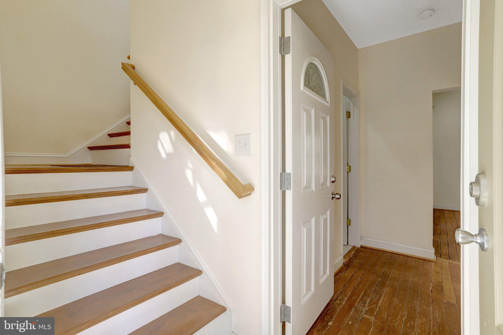 ADDISON HEIGHTS - Residential