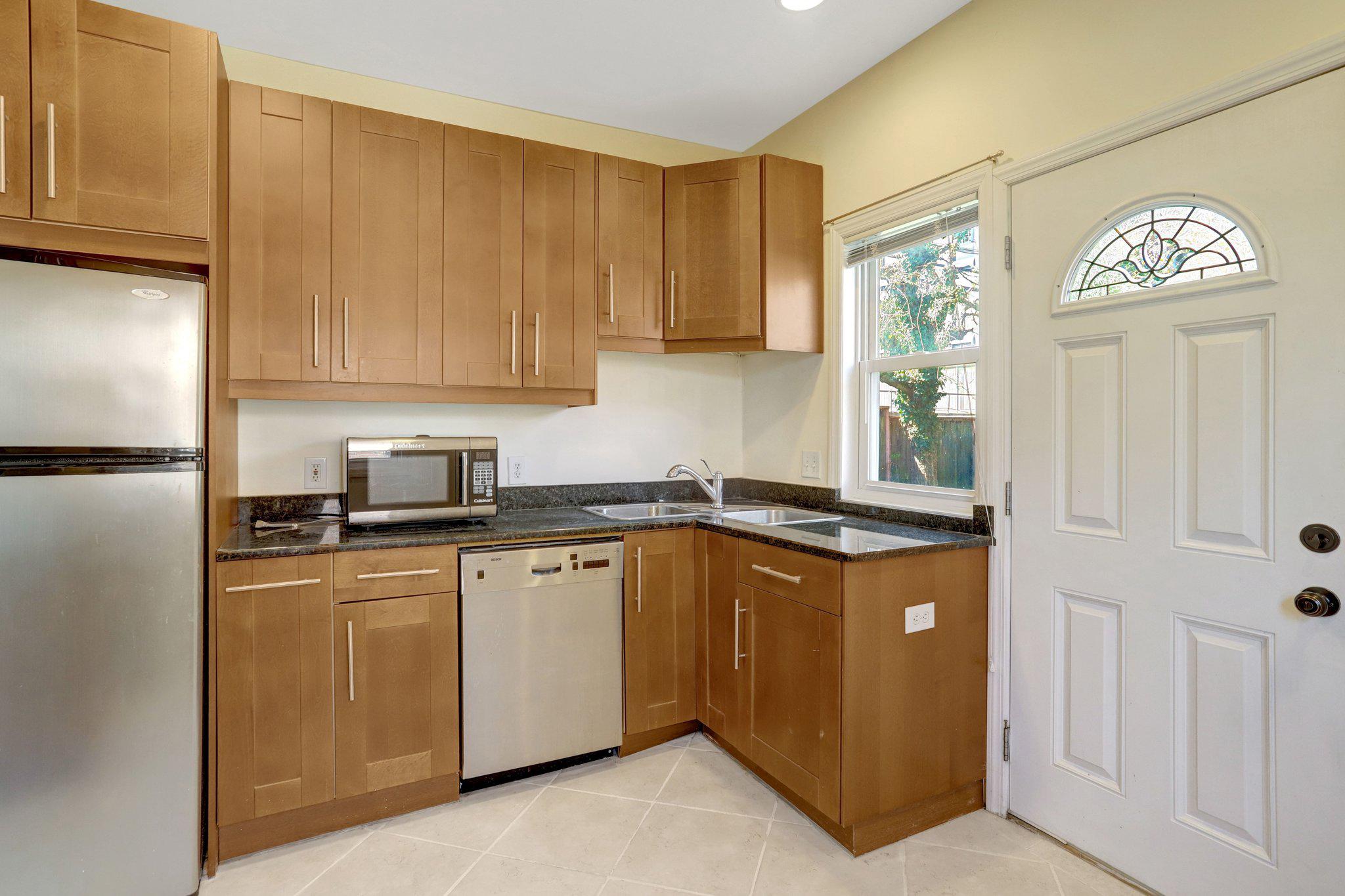 ADDISON HEIGHTS - Residential