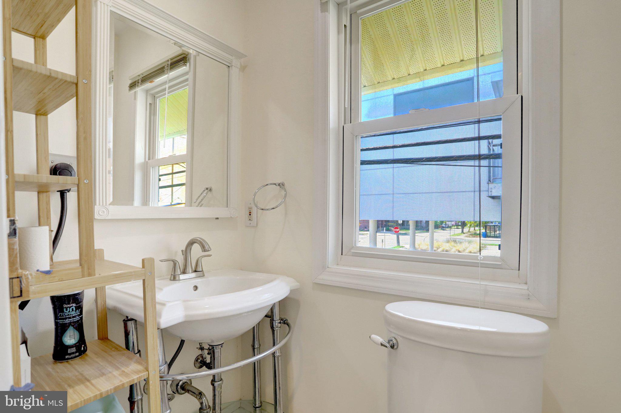 ADDISON HEIGHTS - Residential