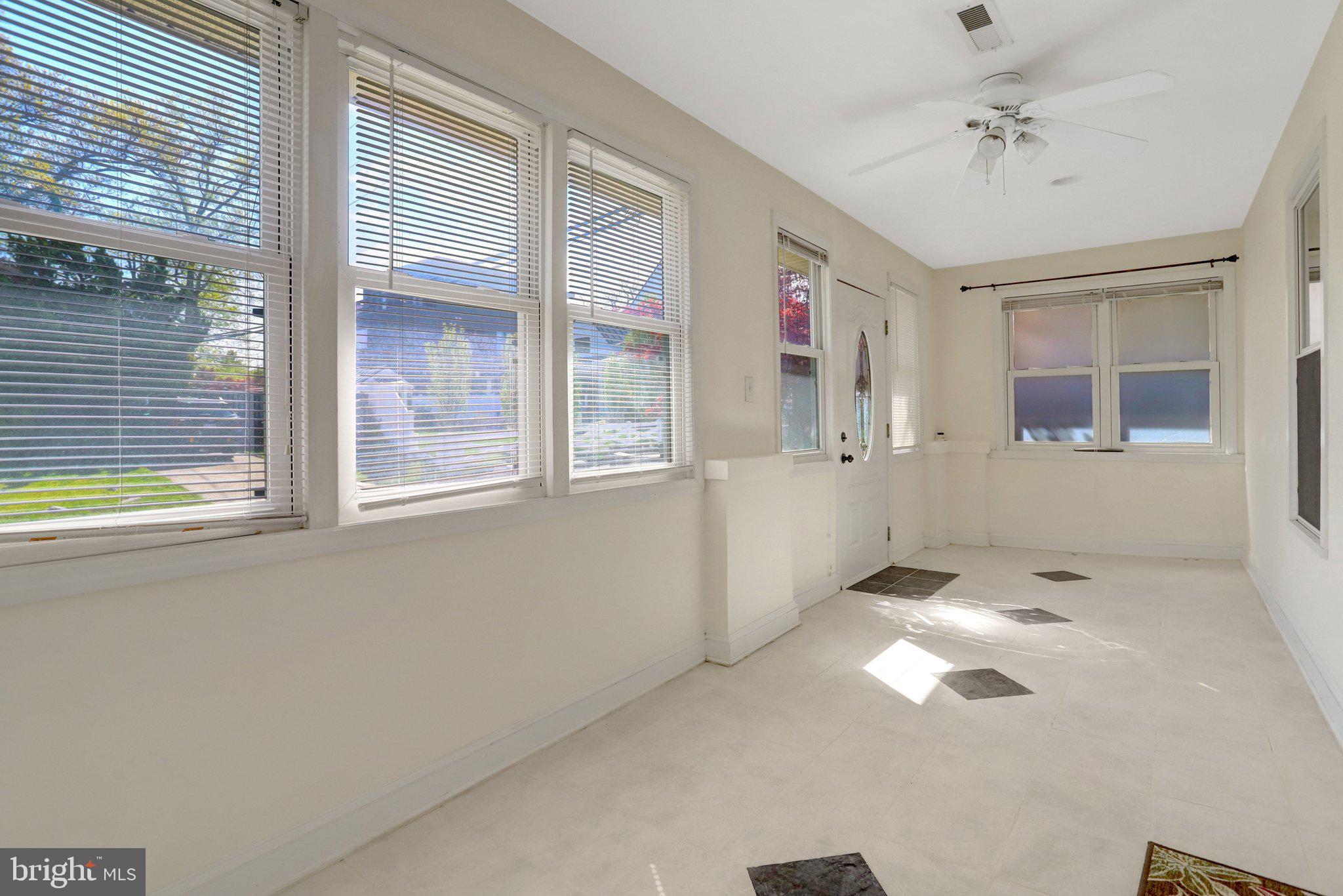 ADDISON HEIGHTS - Residential