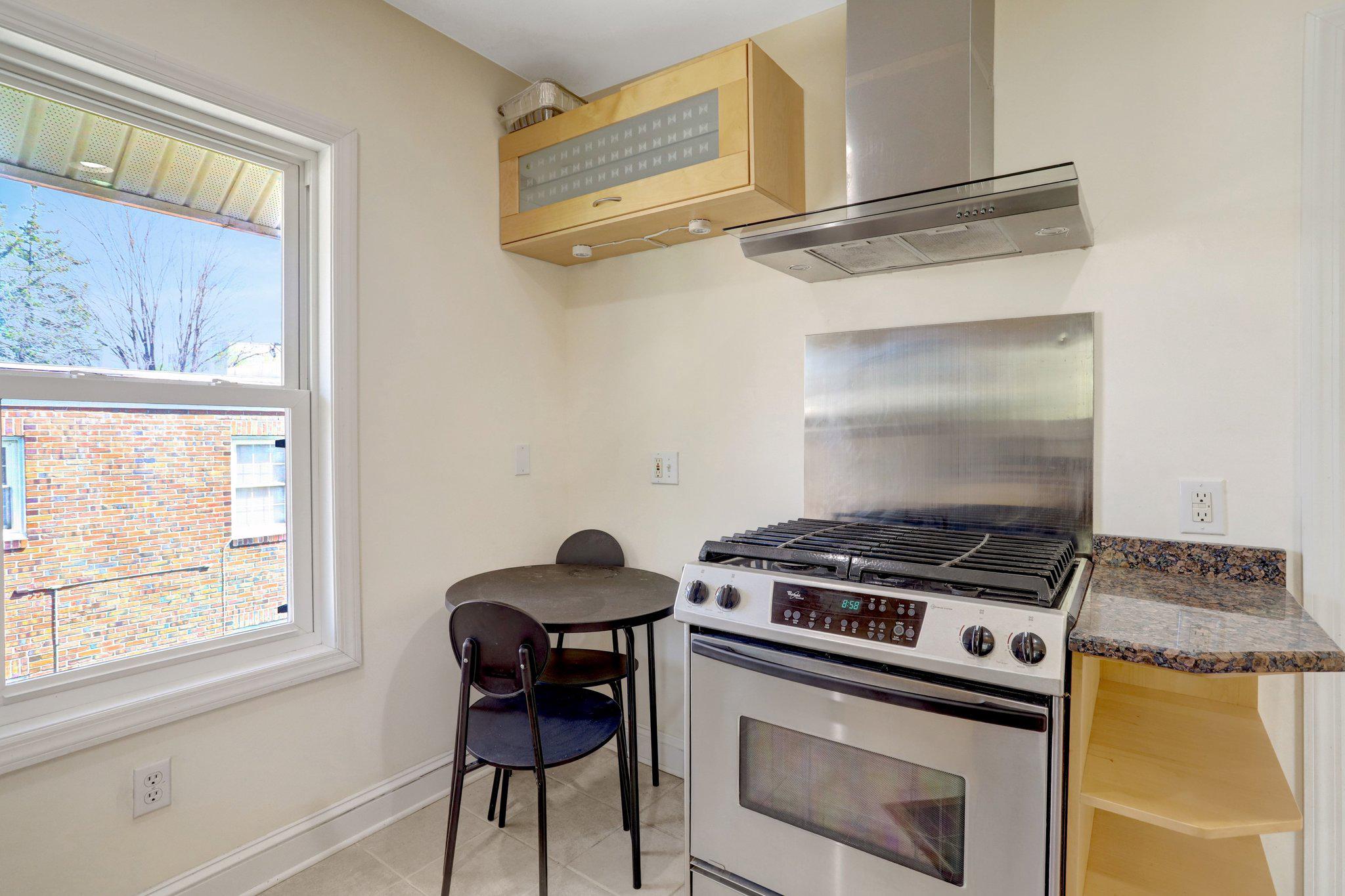 ADDISON HEIGHTS - Residential