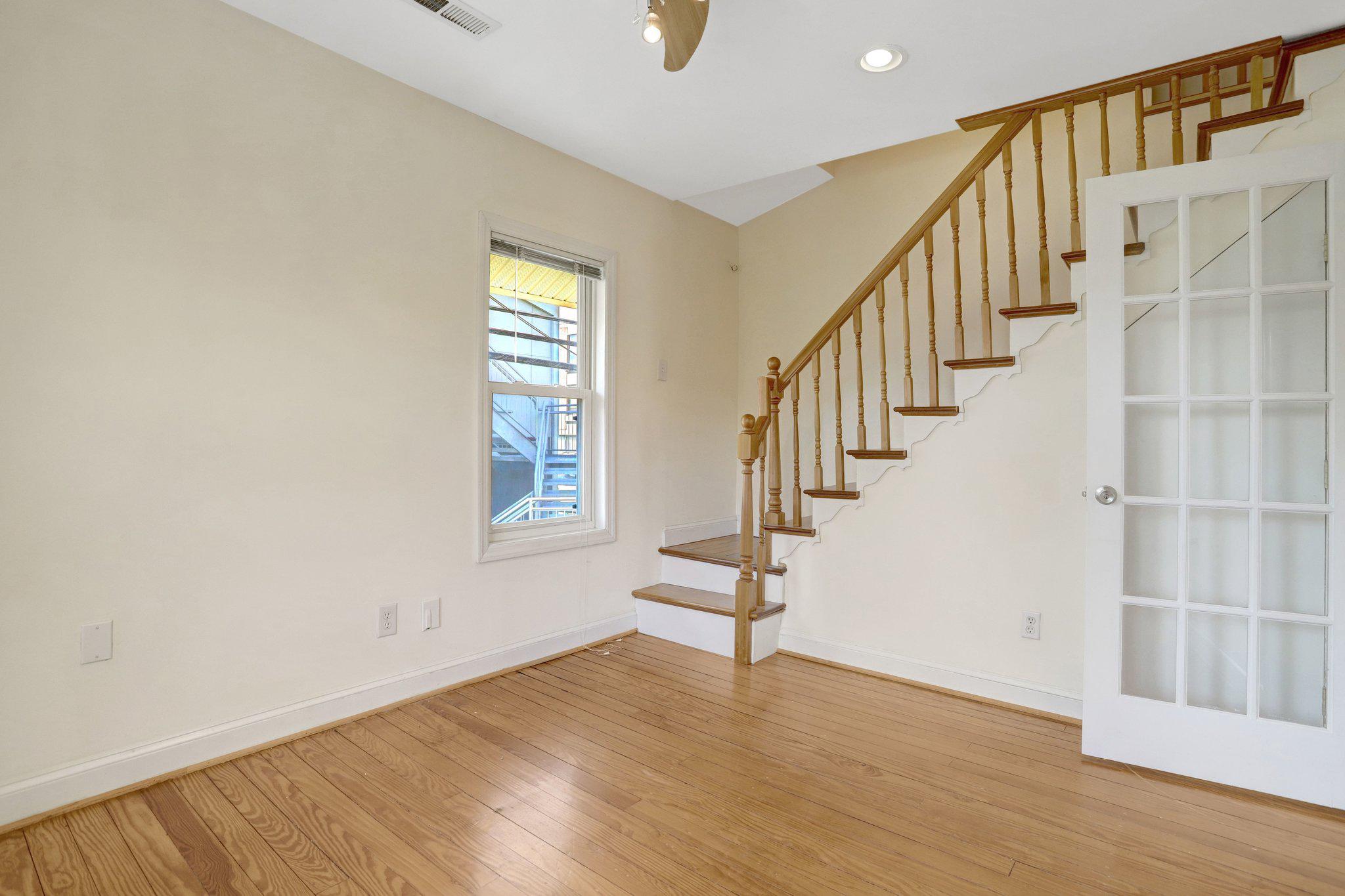 ADDISON HEIGHTS - Residential