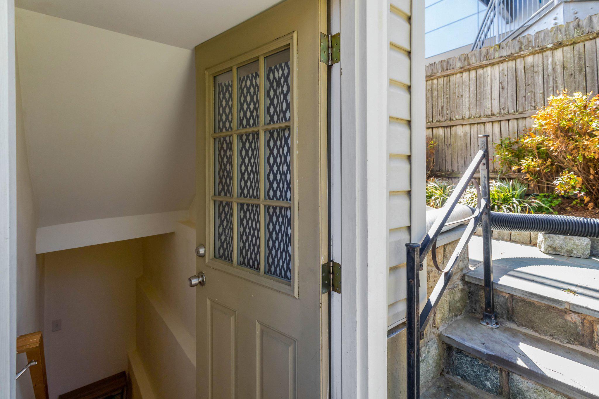 ADDISON HEIGHTS - Residential