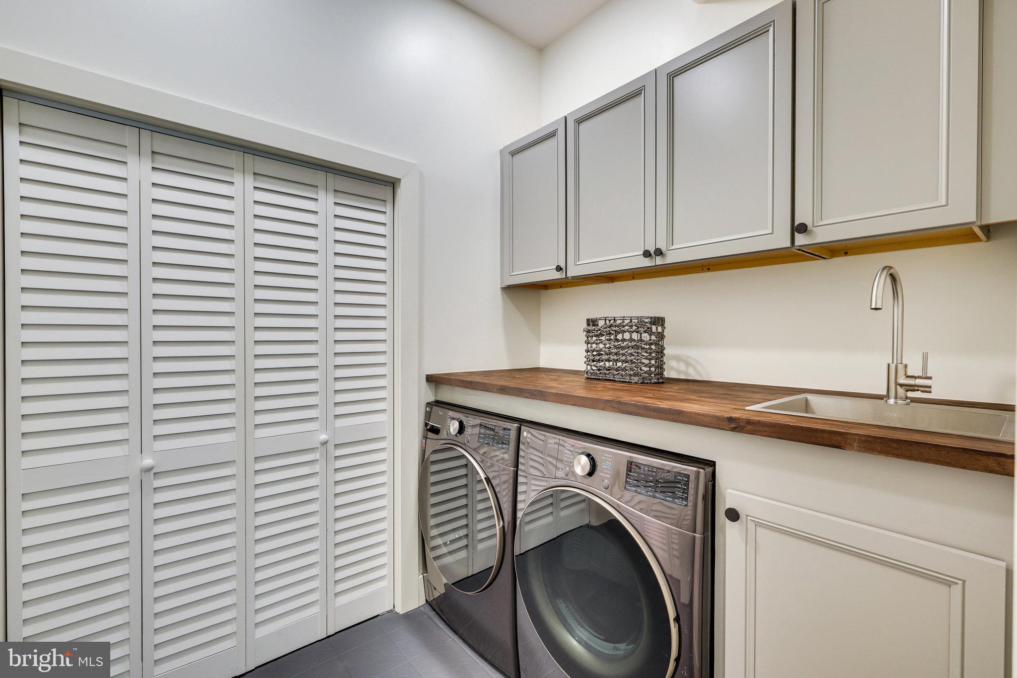 JEFFERSON RUN MANOR - Residential