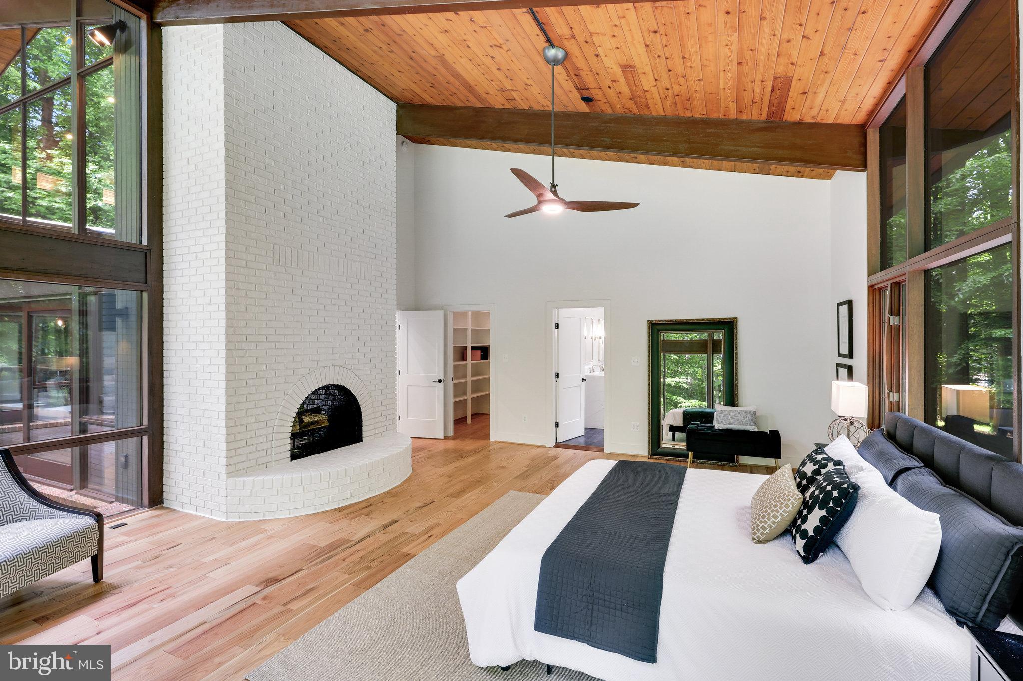 JEFFERSON RUN MANOR - Residential