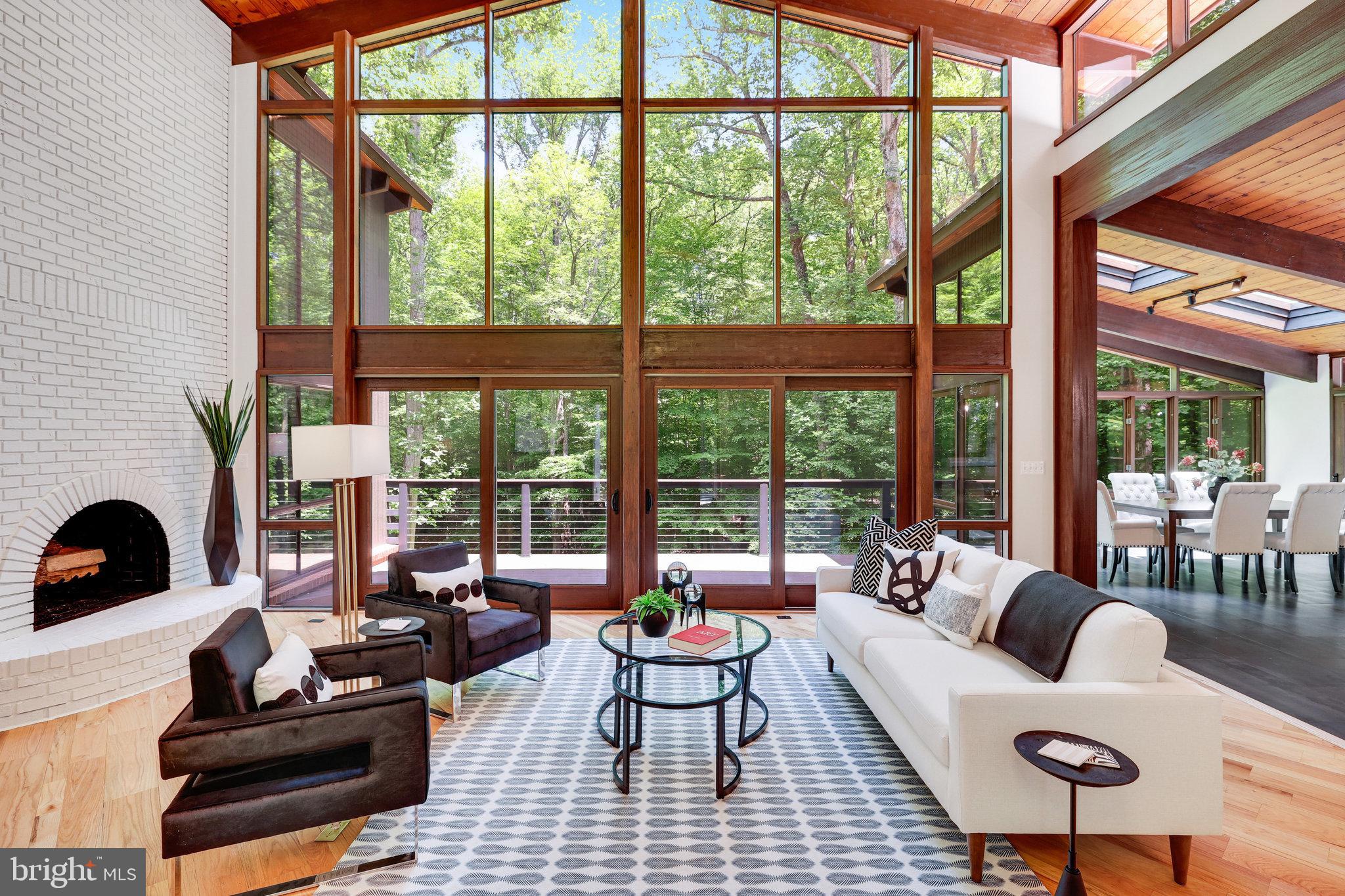 JEFFERSON RUN MANOR - Residential