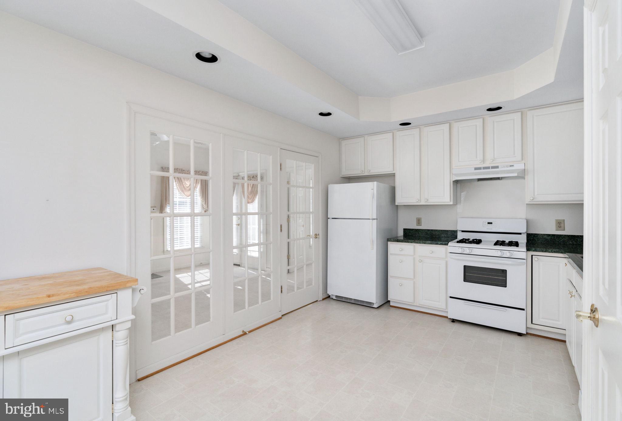 SALEM FIELDS - Residential