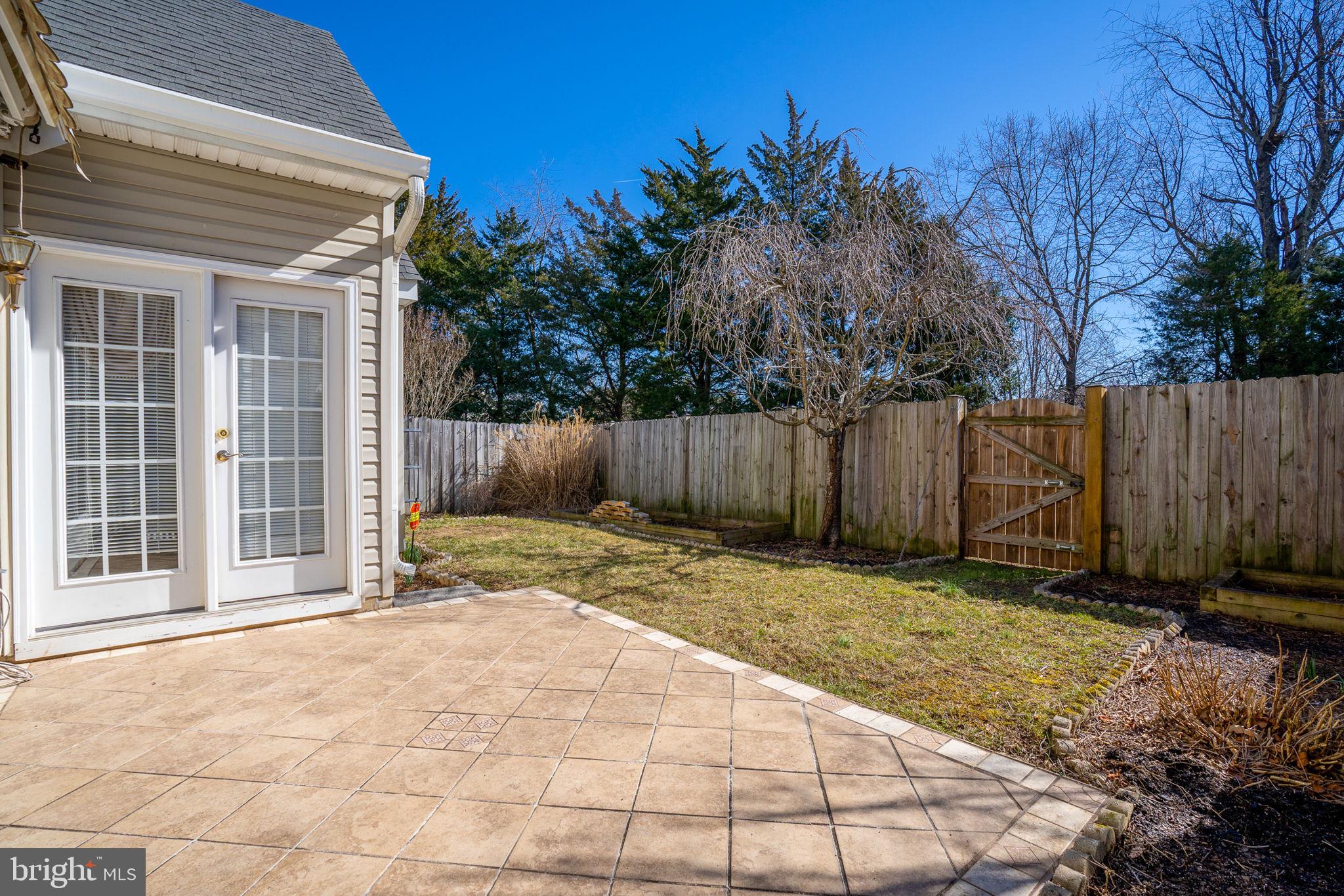 SALEM FIELDS - Residential