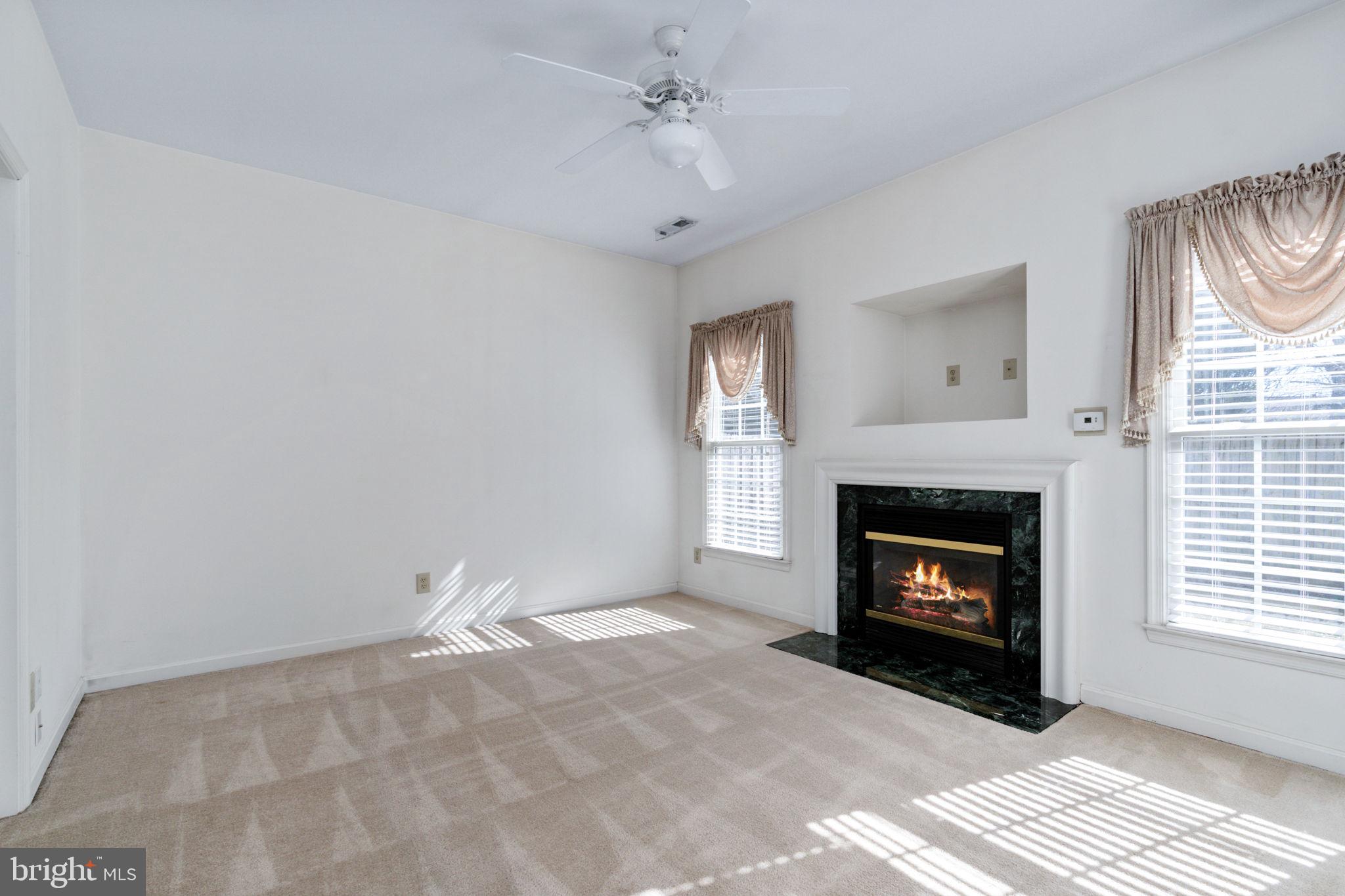 SALEM FIELDS - Residential