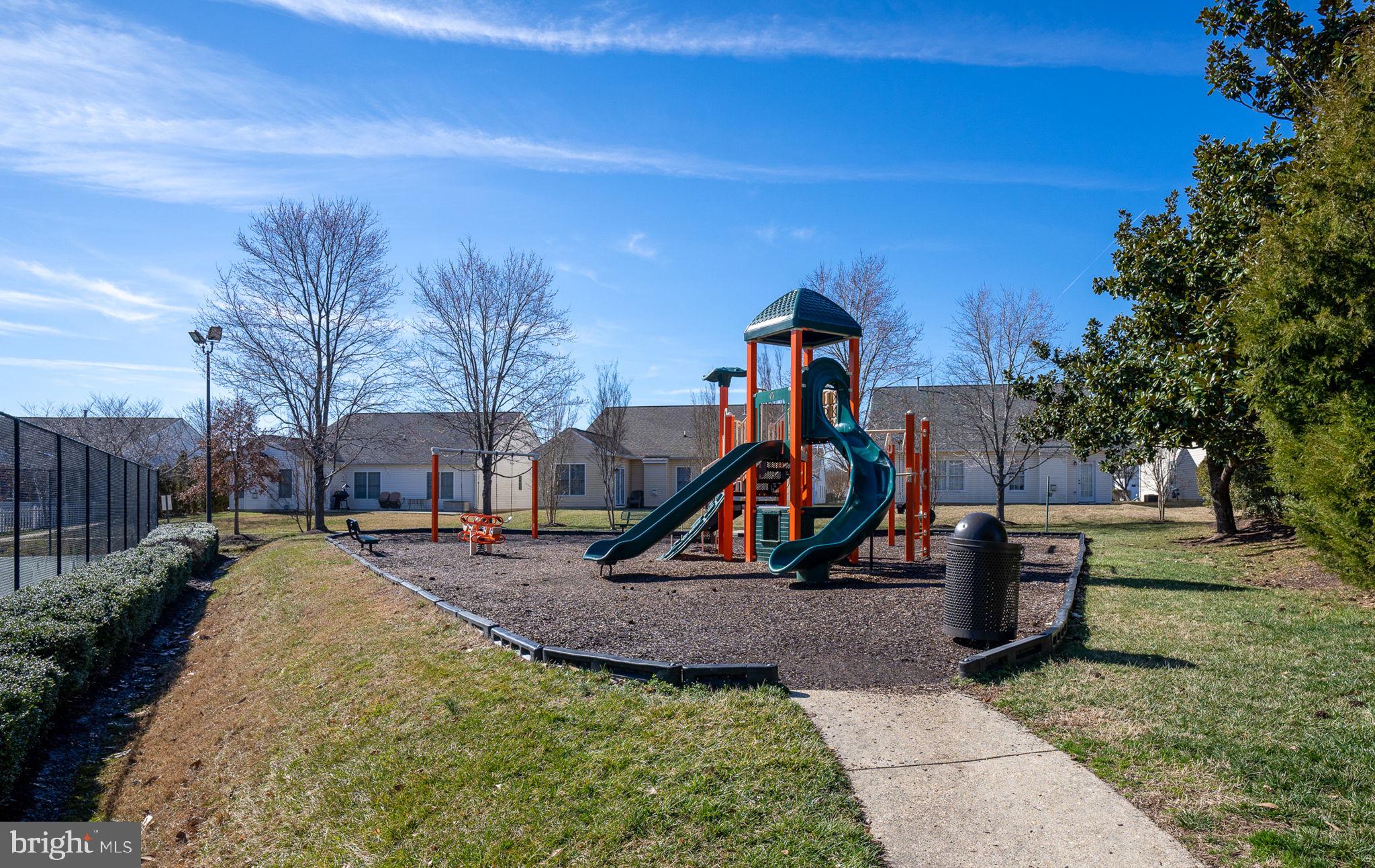 SALEM FIELDS - Residential