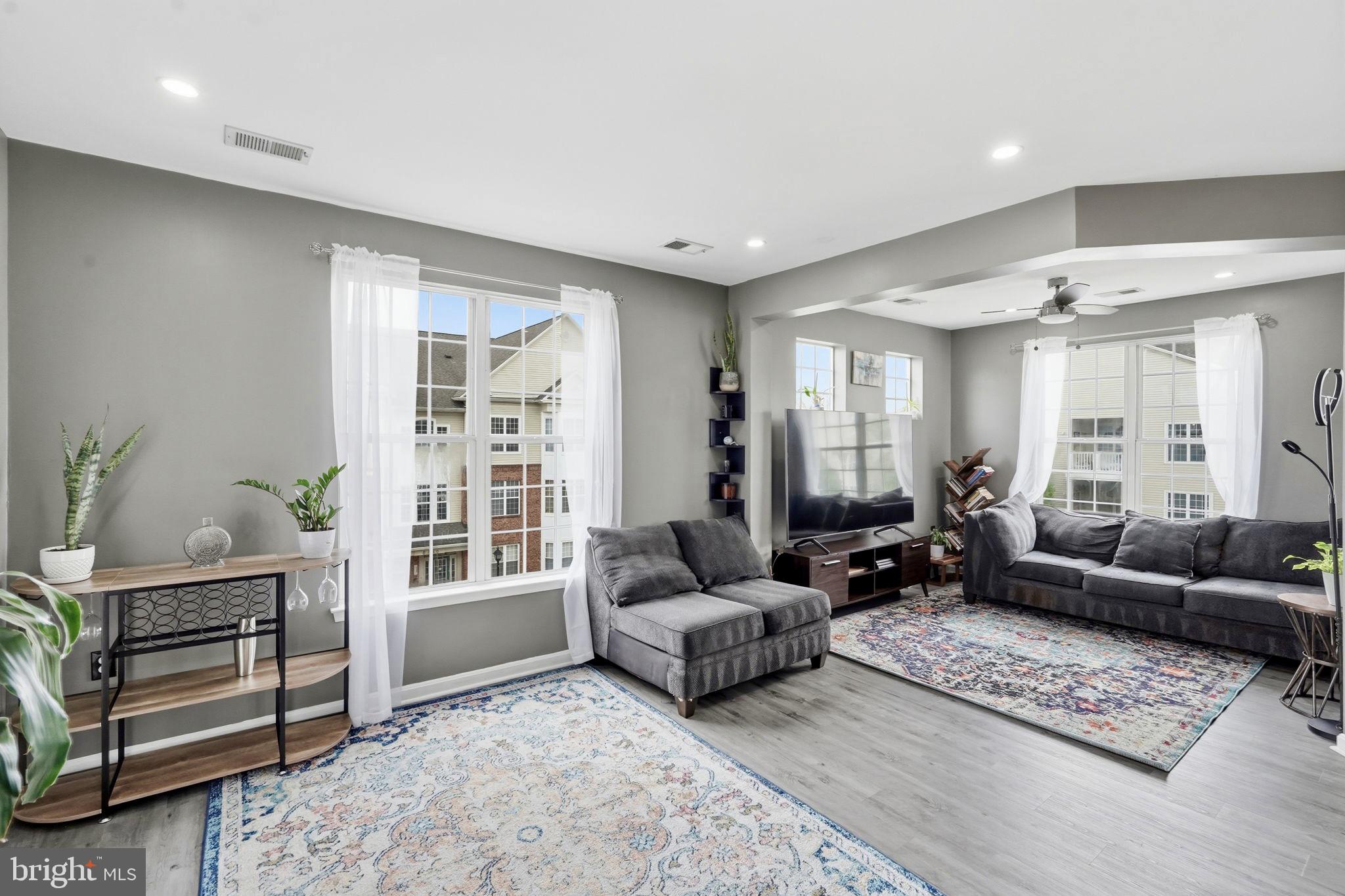 6481 CHEYENNE DRIVE 304