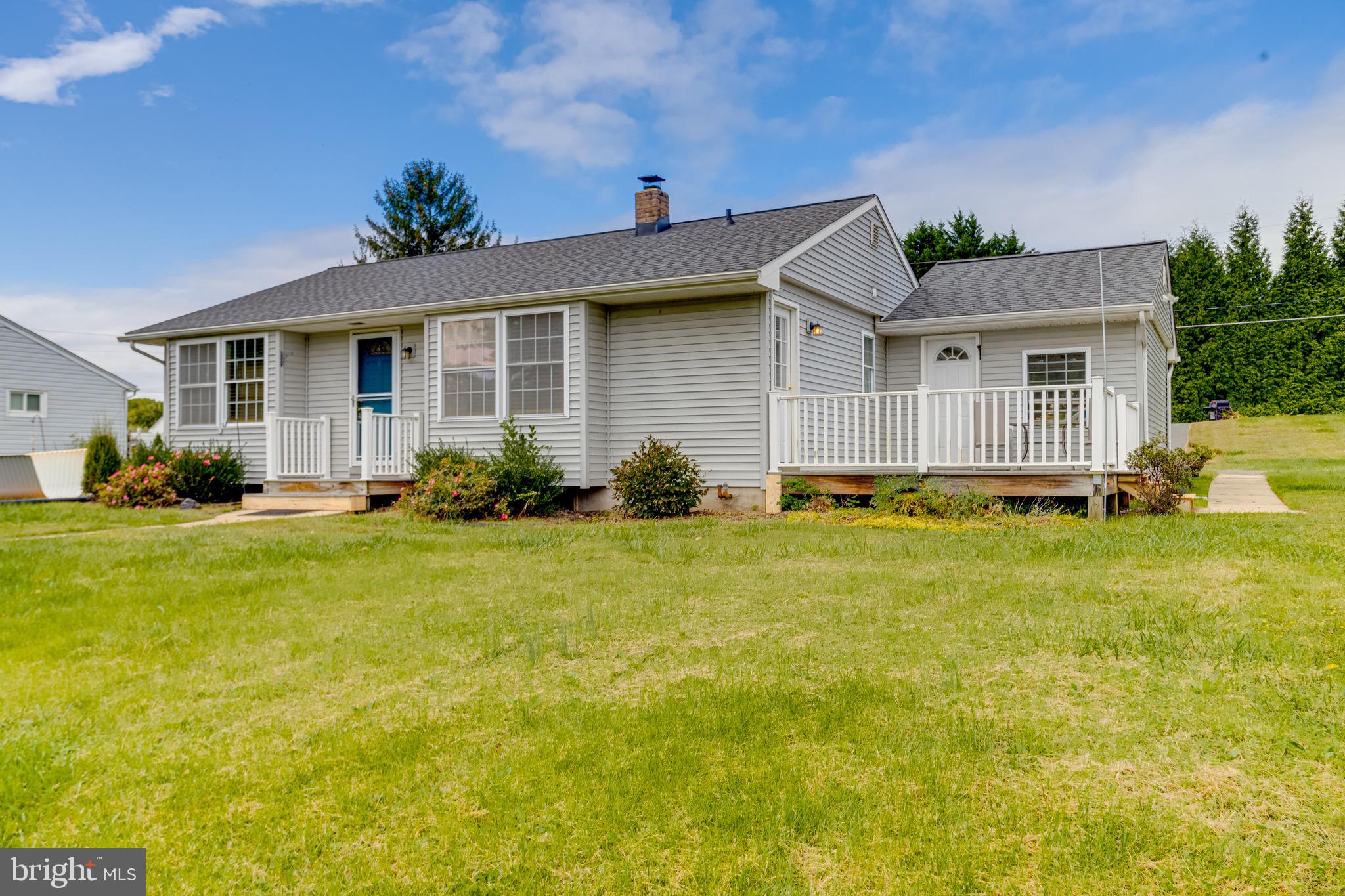 404 CLOVER STREET