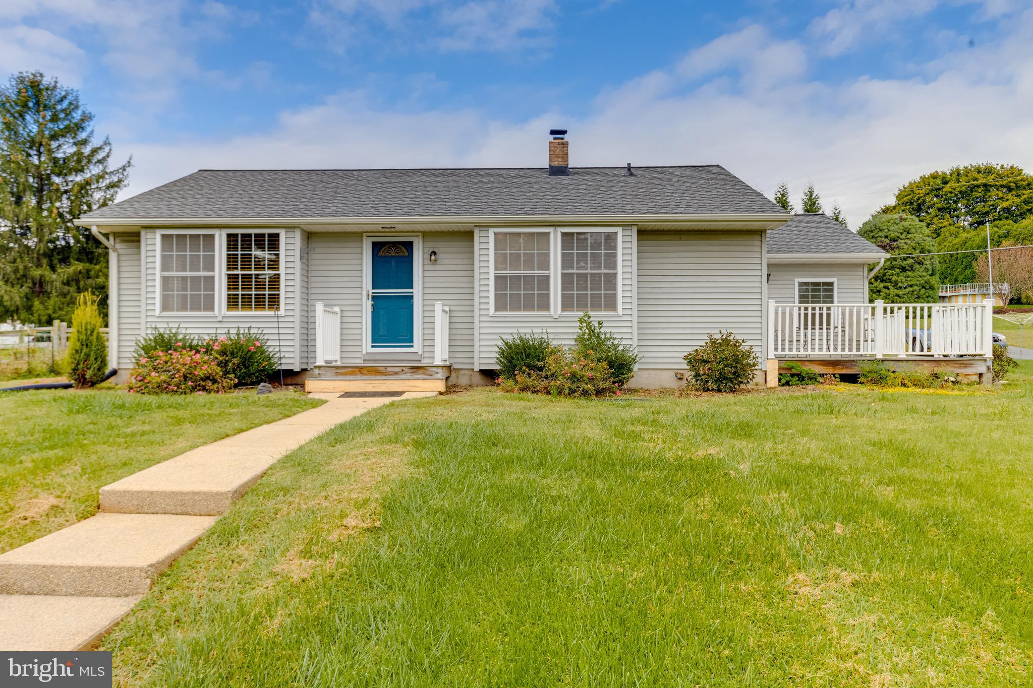 404 CLOVER STREET
