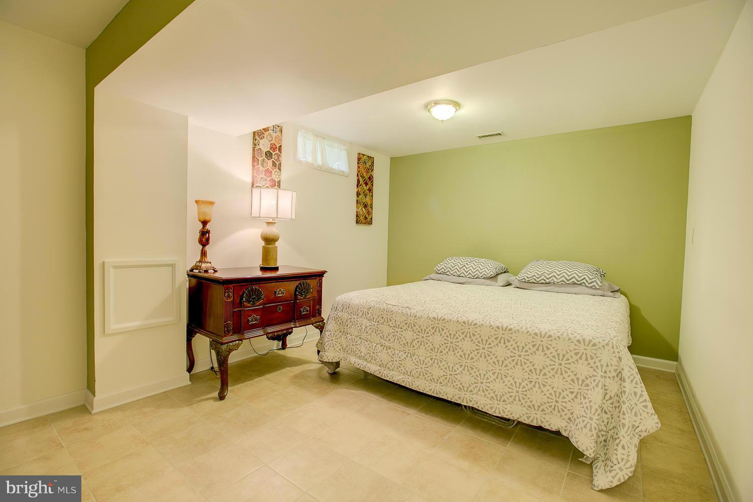 SWEETBRIAR WOODS - Residential