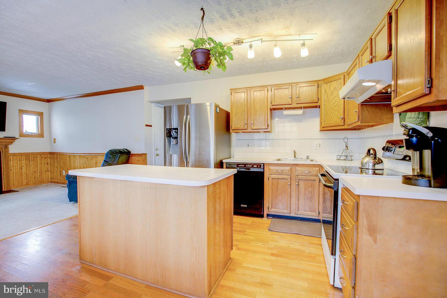 SWEETBRIAR WOODS - Residential