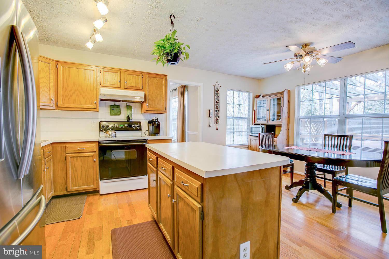 SWEETBRIAR WOODS - Residential