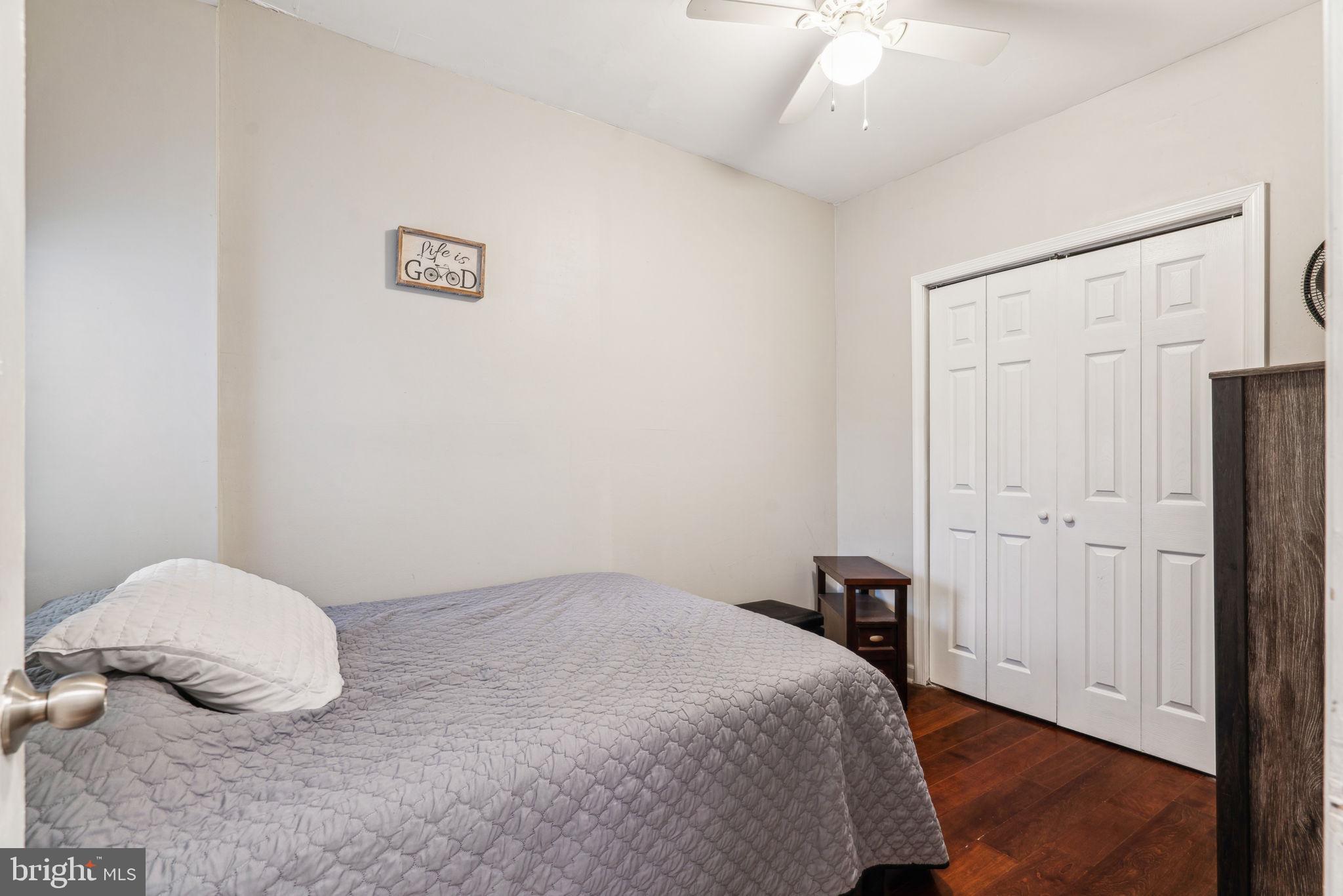 POINT BREEZE - Residential