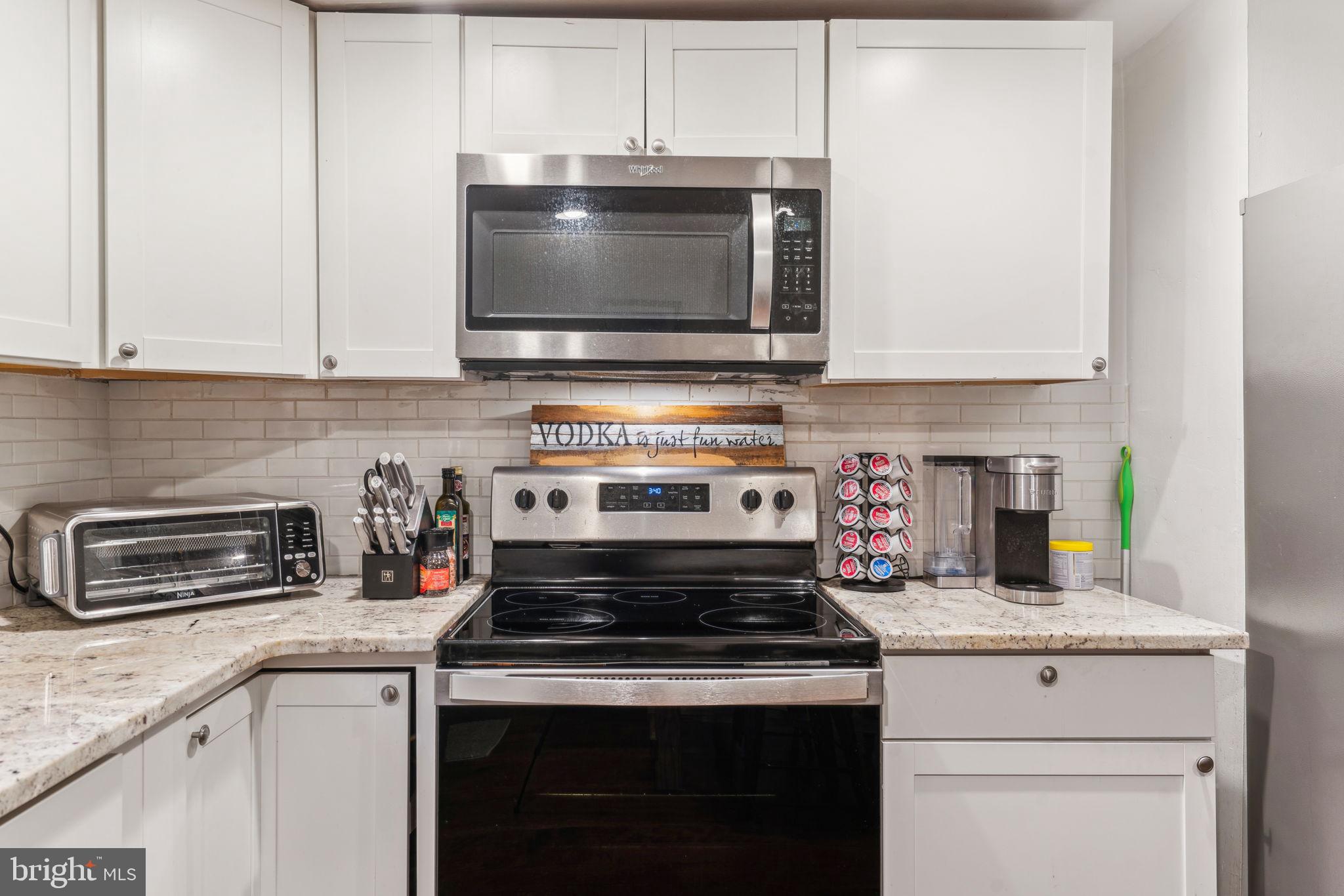 POINT BREEZE - Residential