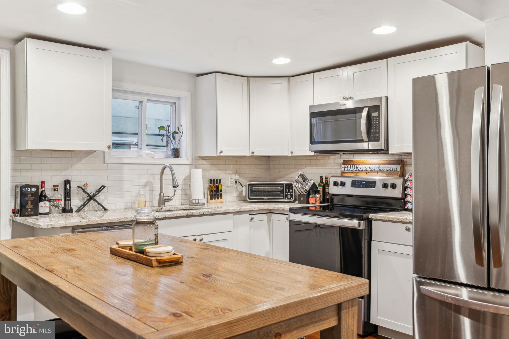 POINT BREEZE - Residential