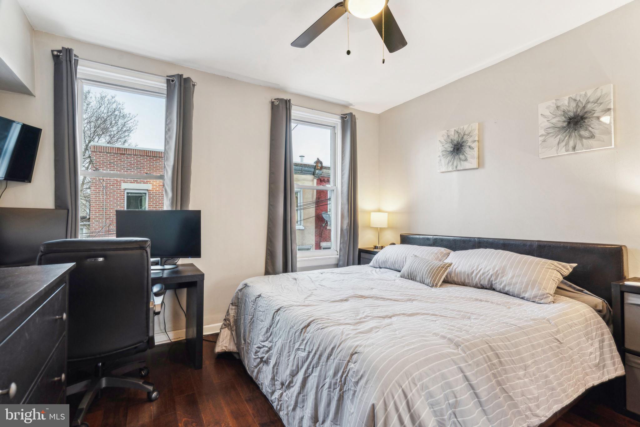 POINT BREEZE - Residential