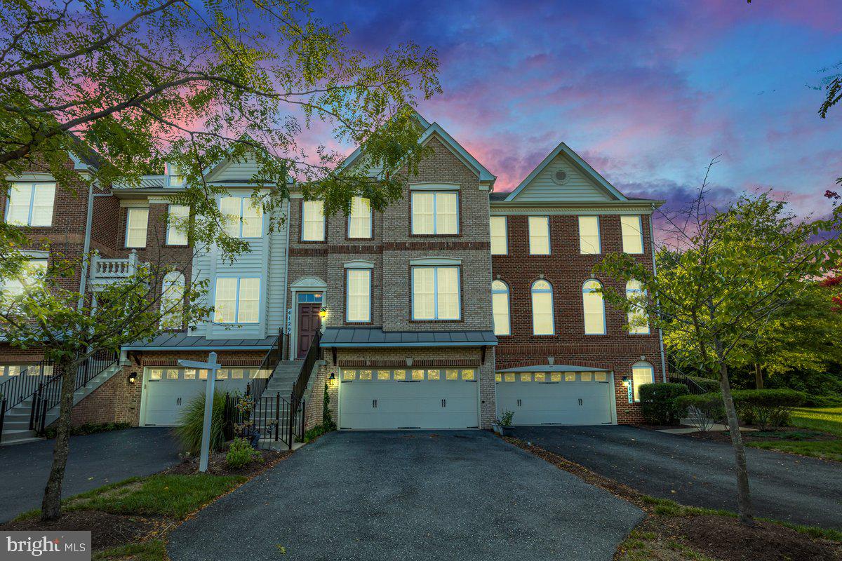 MARLBORO RIDGE - Residential