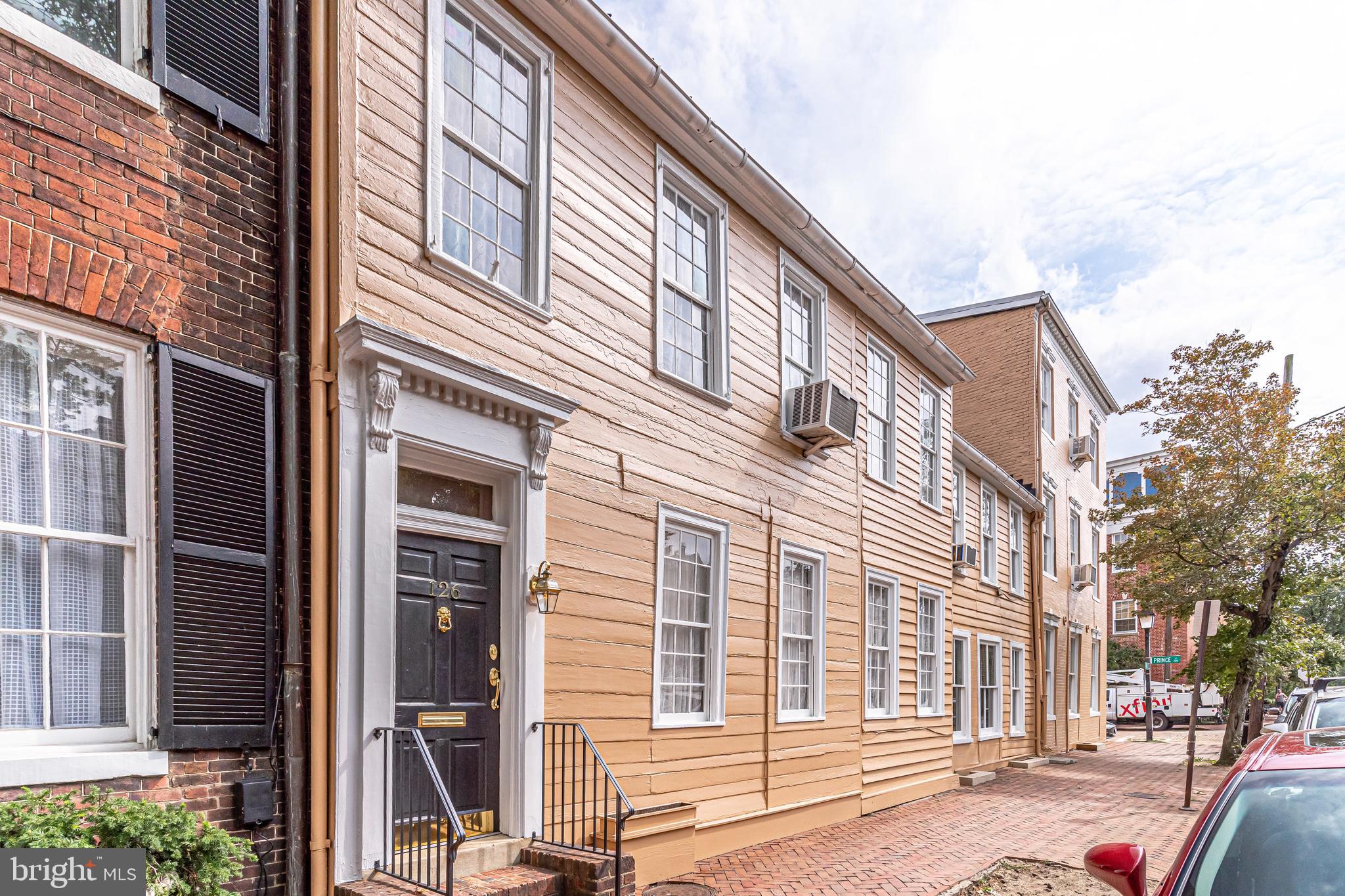 OLD TOWN - Residential