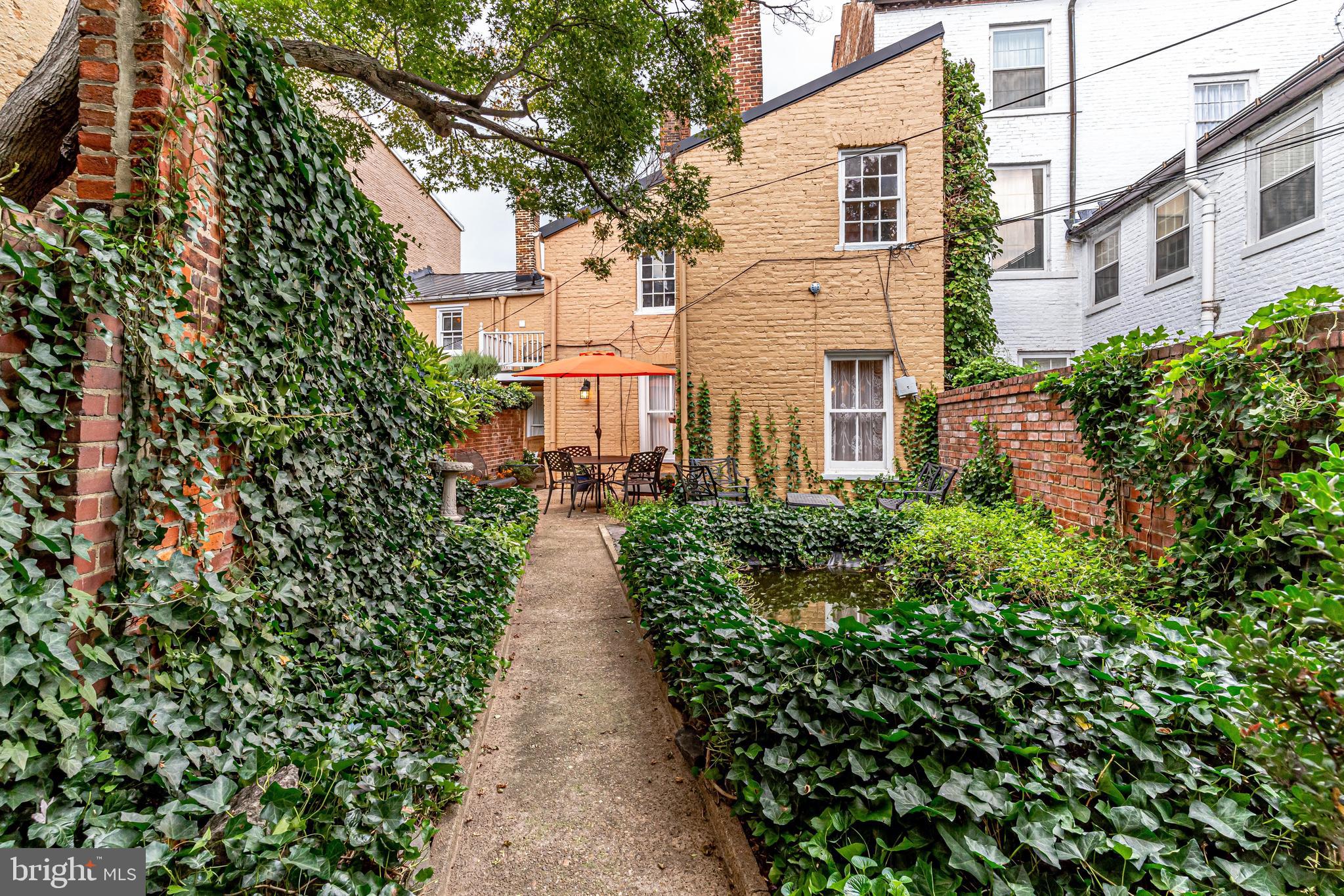 OLD TOWN - Residential