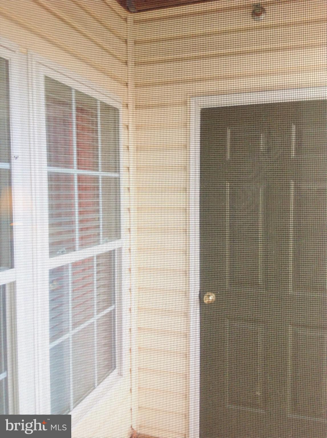 SILVER LAKE - Residential