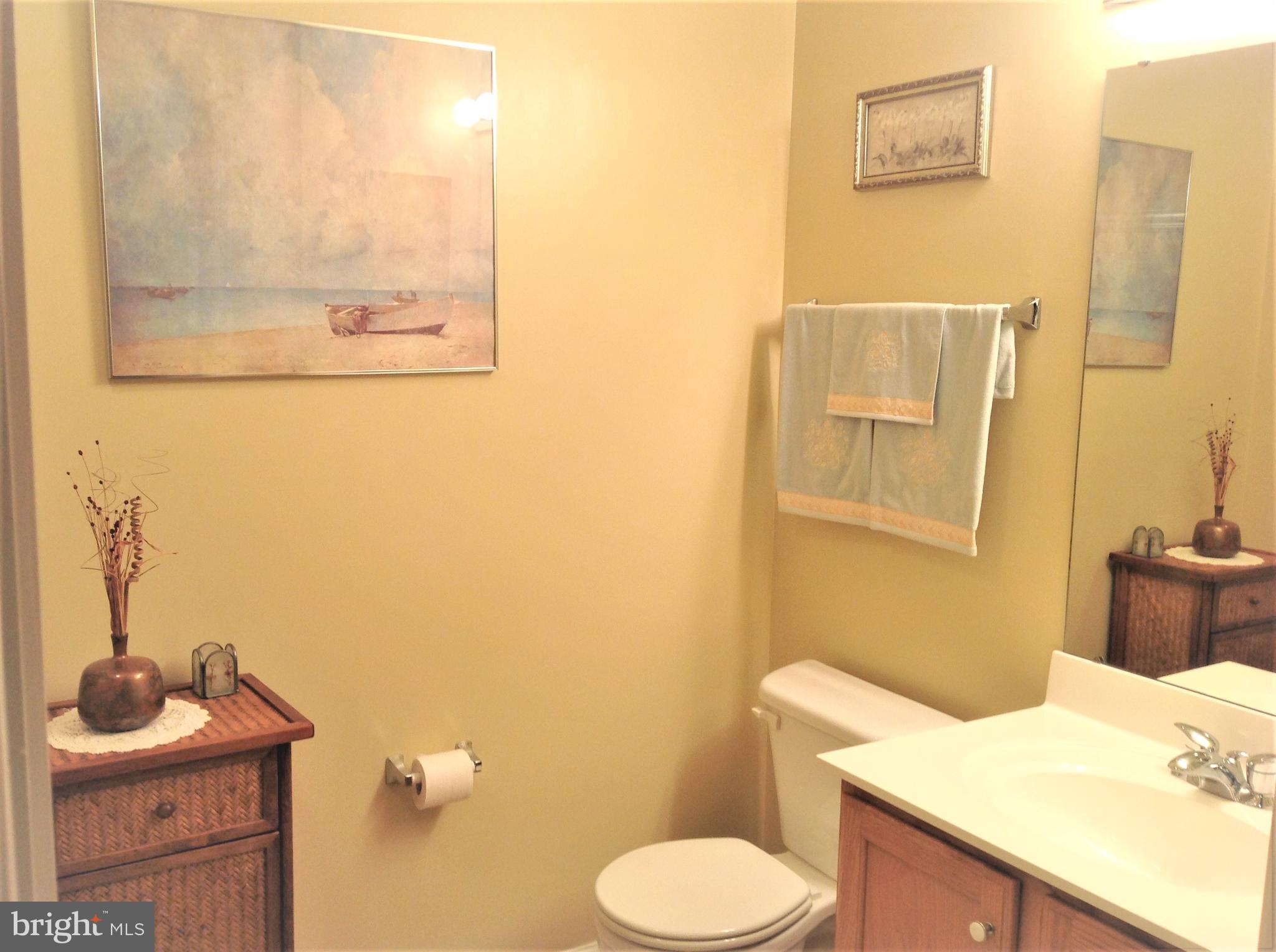 SILVER LAKE - Residential