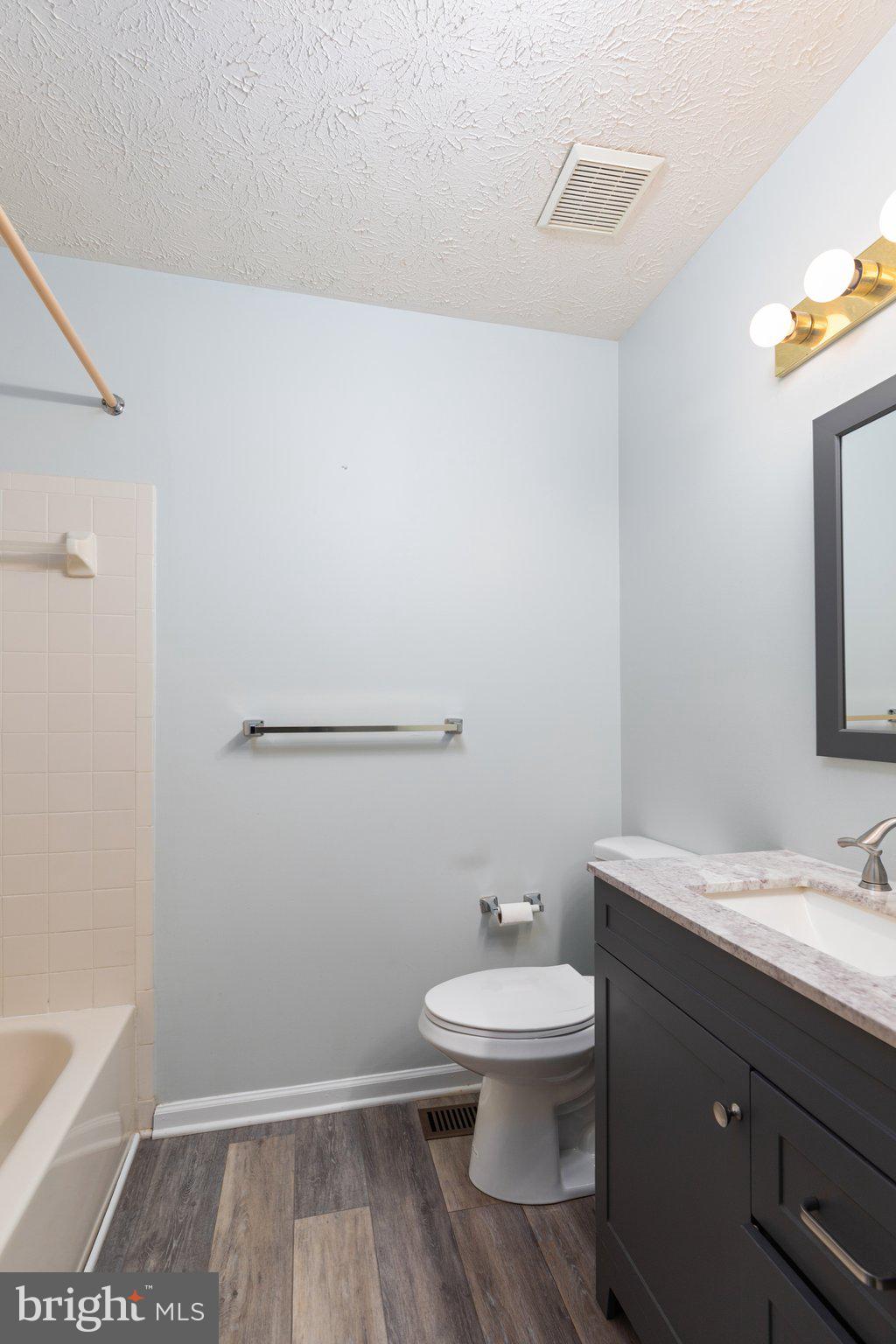 FAIRBROOK - Residential Lease