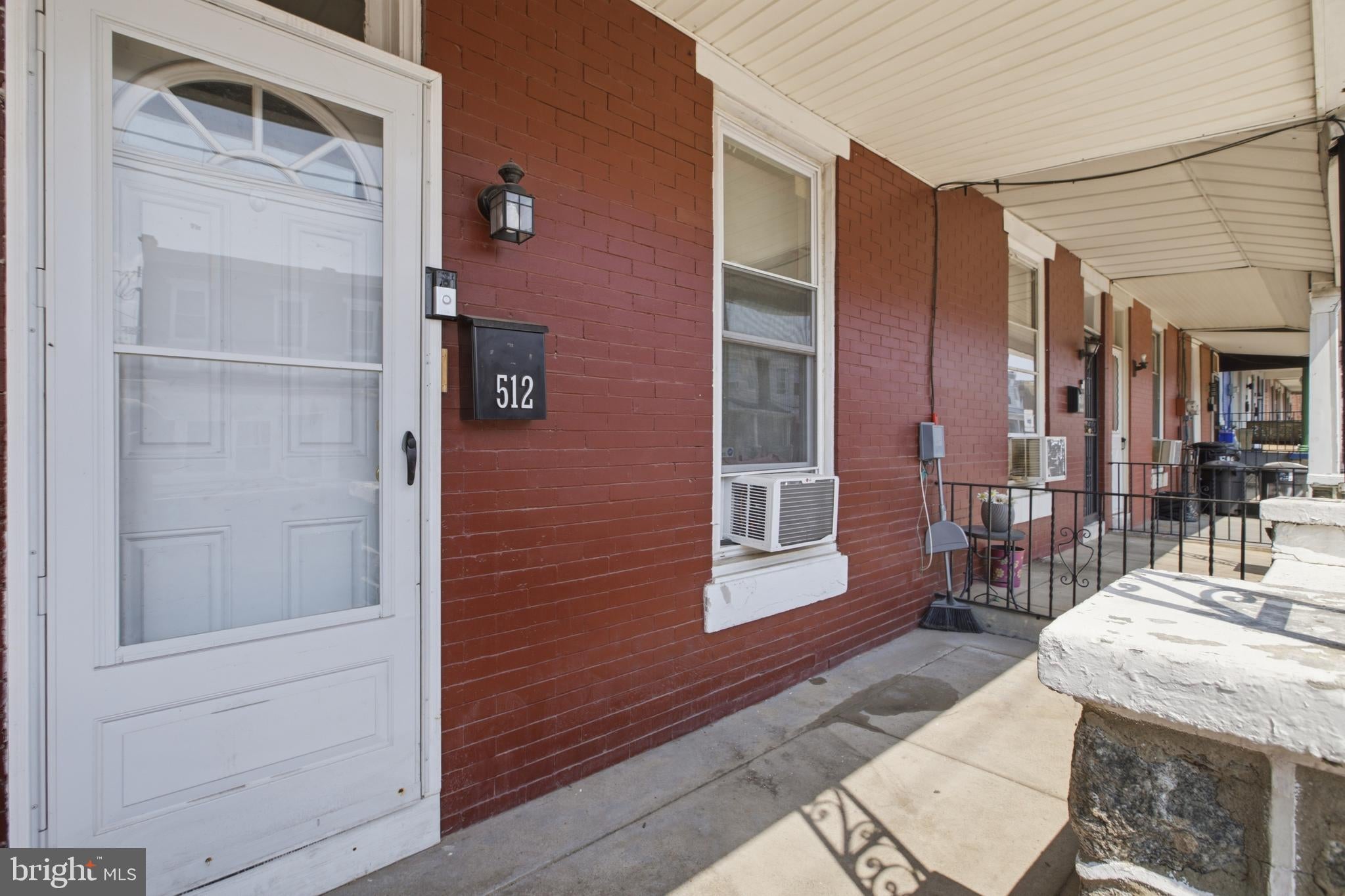 512 N GROSS STREET